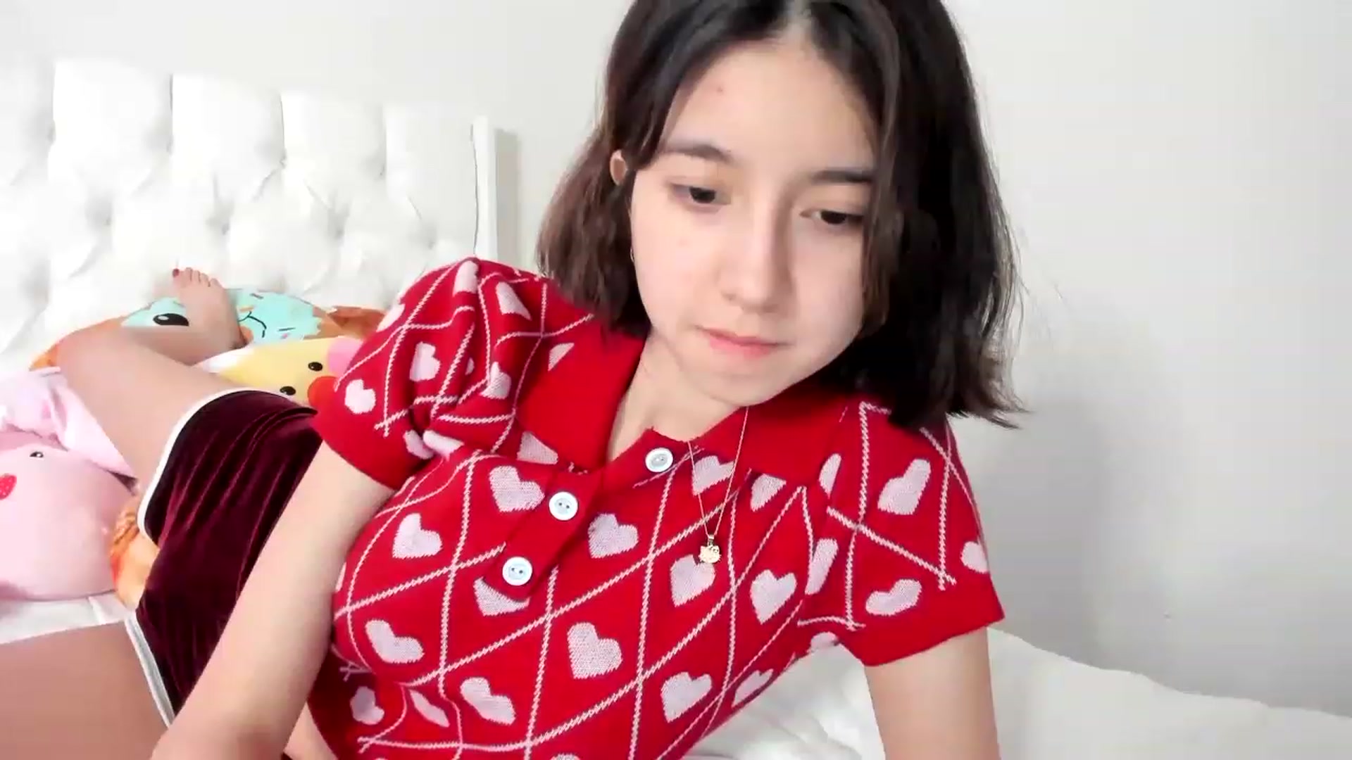 Gallery image thumbnail from Cherrycute666's myfreecams stream on, 02/26/2023, 02:04 image 3 of 20