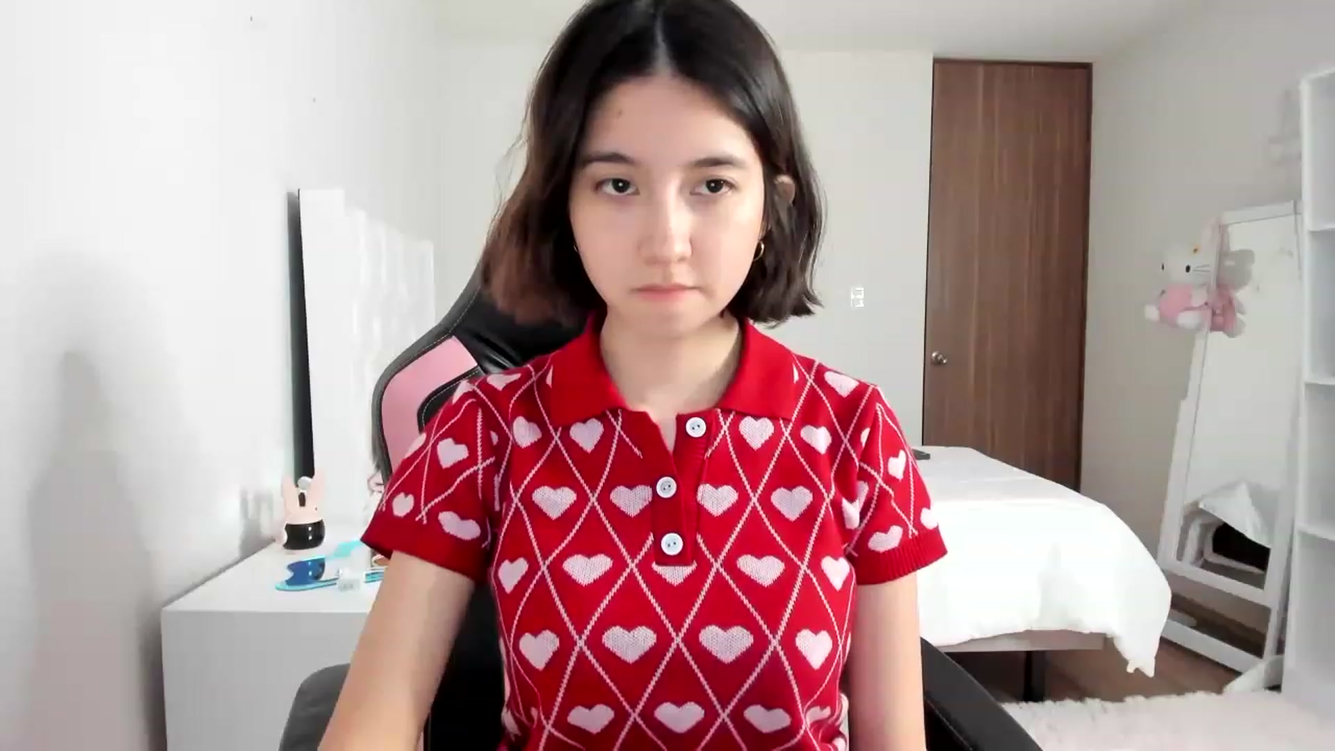 Gallery image thumbnail from Cherrycute666's myfreecams stream on, 02/26/2023, 12:10 image 18 of 20
