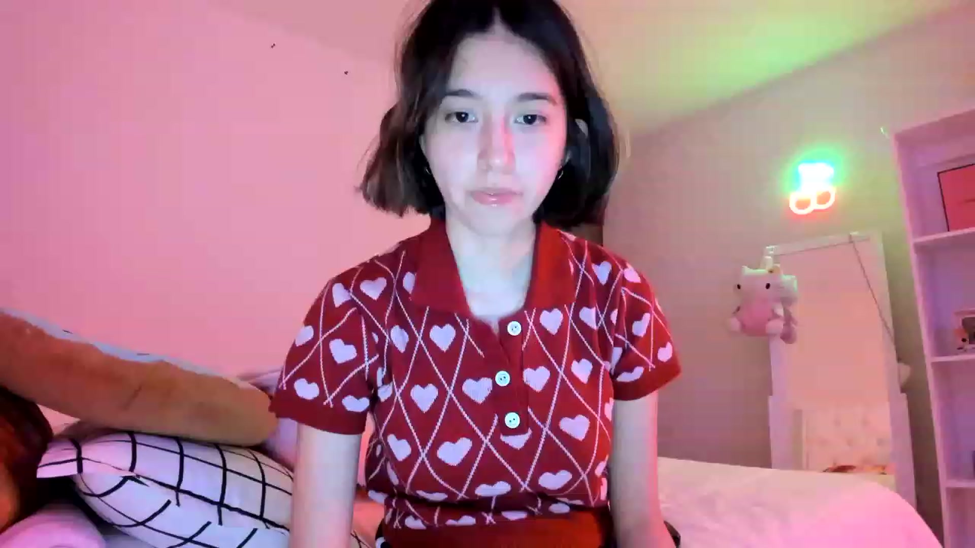 Gallery image thumbnail from Cherrycute666's myfreecams stream on, 02/26/2023, 14:53 image 8 of 20