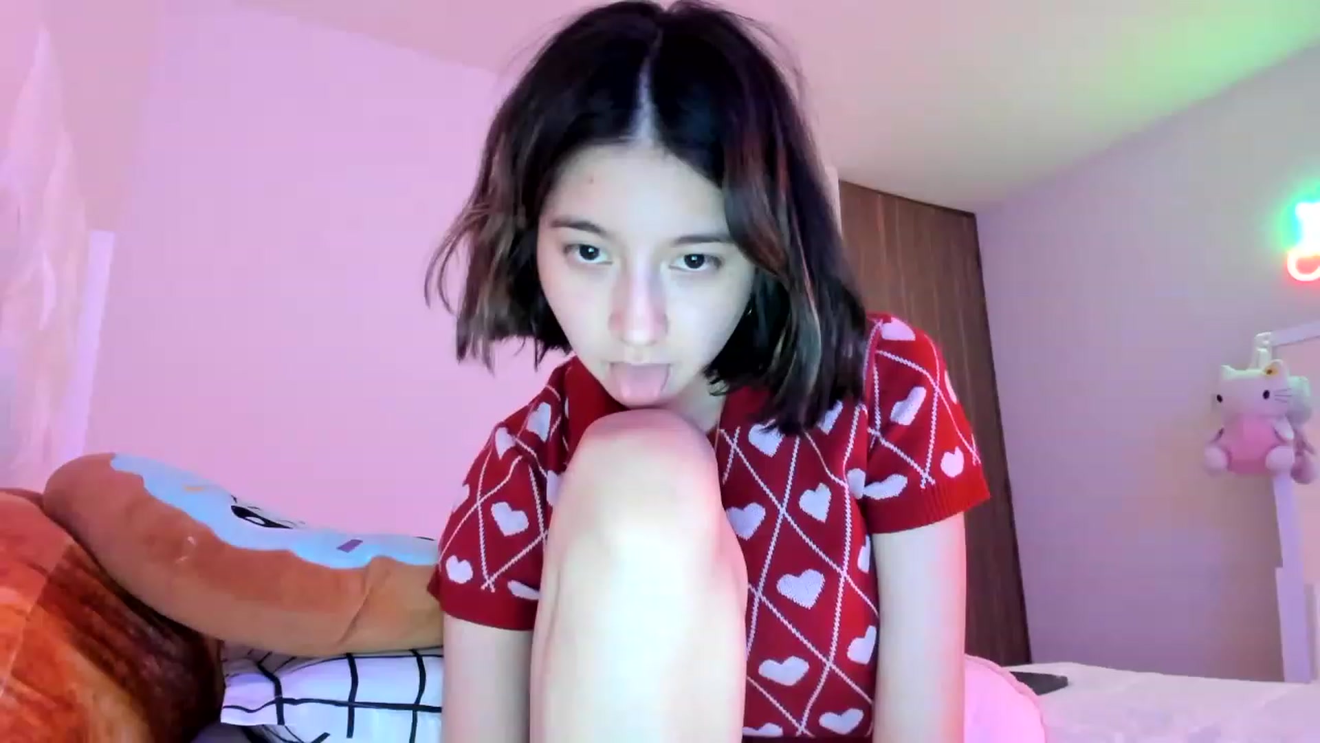 Gallery image thumbnail from Cherrycute666's myfreecams stream on, 02/26/2023, 14:53 image 11 of 20