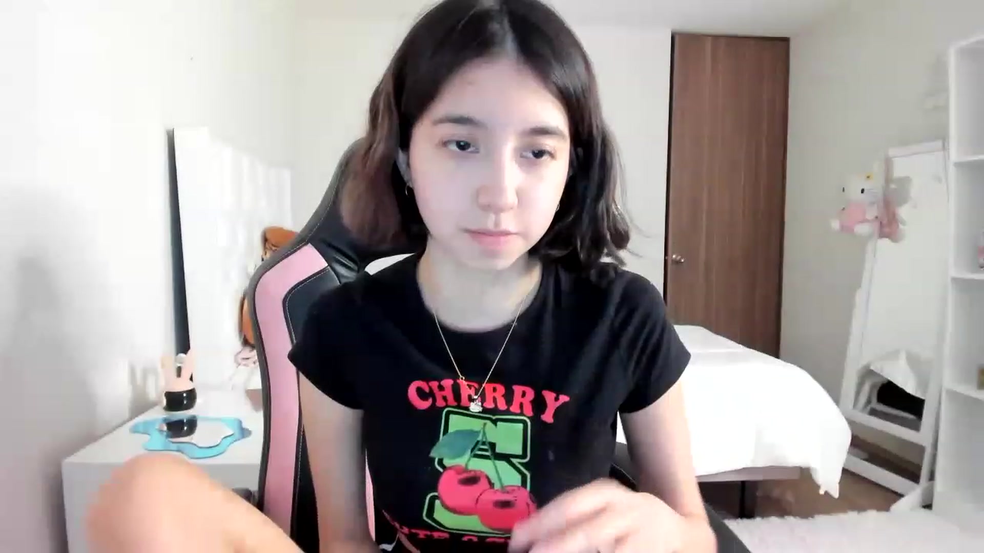 Gallery image thumbnail from Cherrycute666's myfreecams stream on, 02/27/2023, 04:30 image 8 of 20