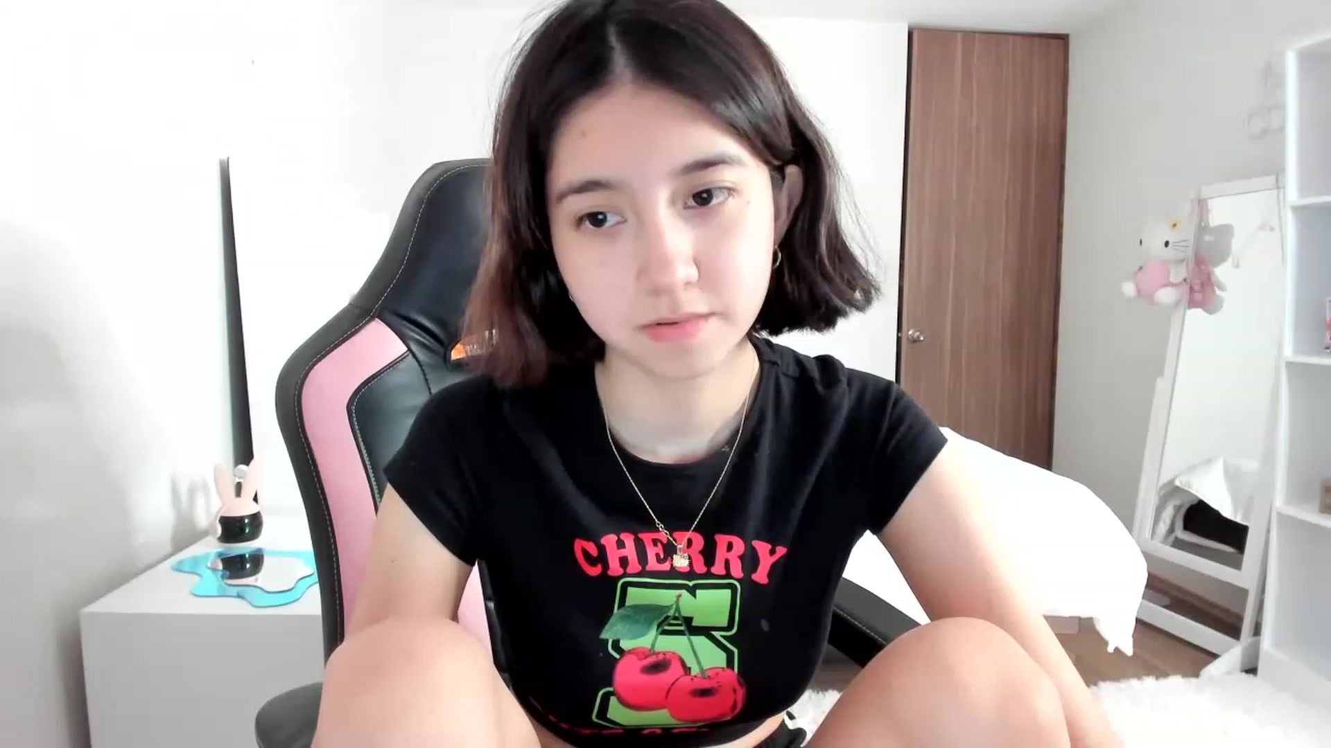 Gallery image thumbnail from Cherrycute666's myfreecams stream on, 02/27/2023, 04:30 image 5 of 20