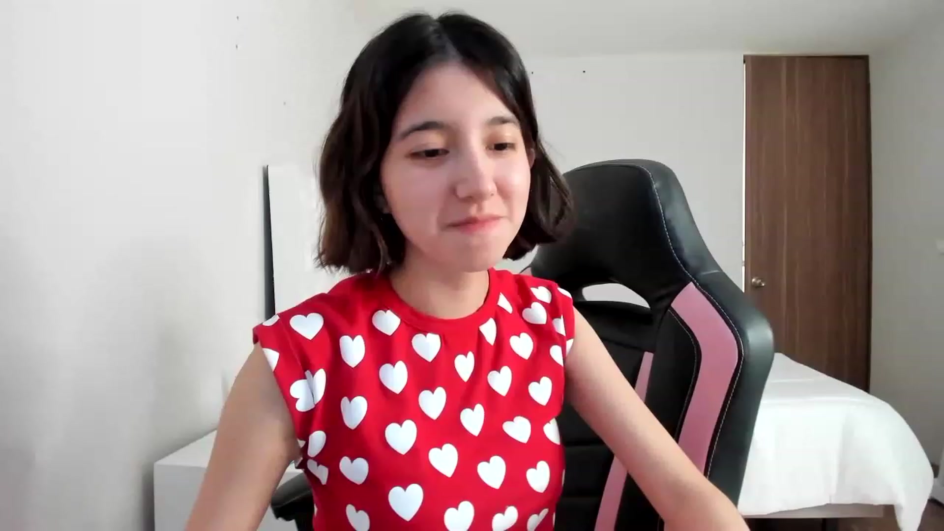 Gallery image thumbnail from Cherrycute666's myfreecams stream on, 02/27/2023, 21:52 image 11 of 20