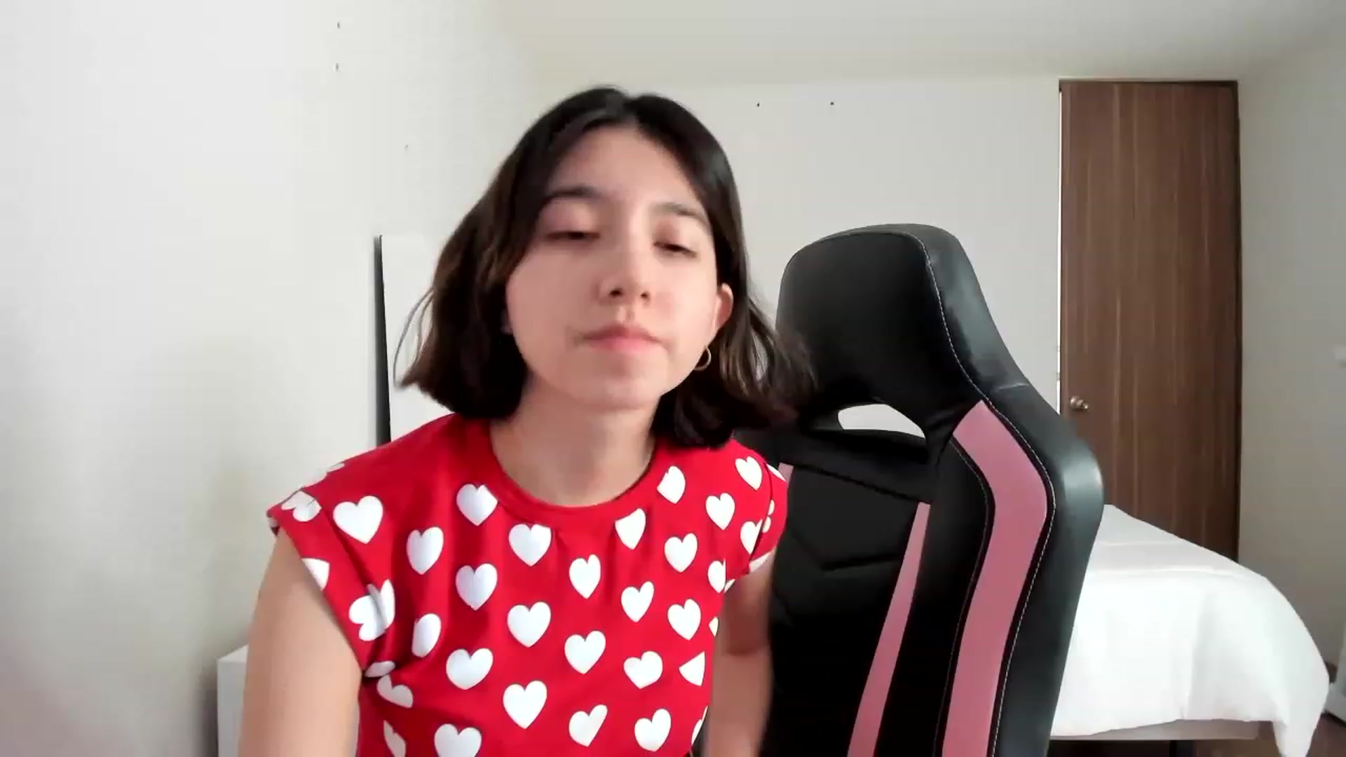 Gallery image thumbnail from Cherrycute666's myfreecams stream on, 02/27/2023, 21:52 image 8 of 20