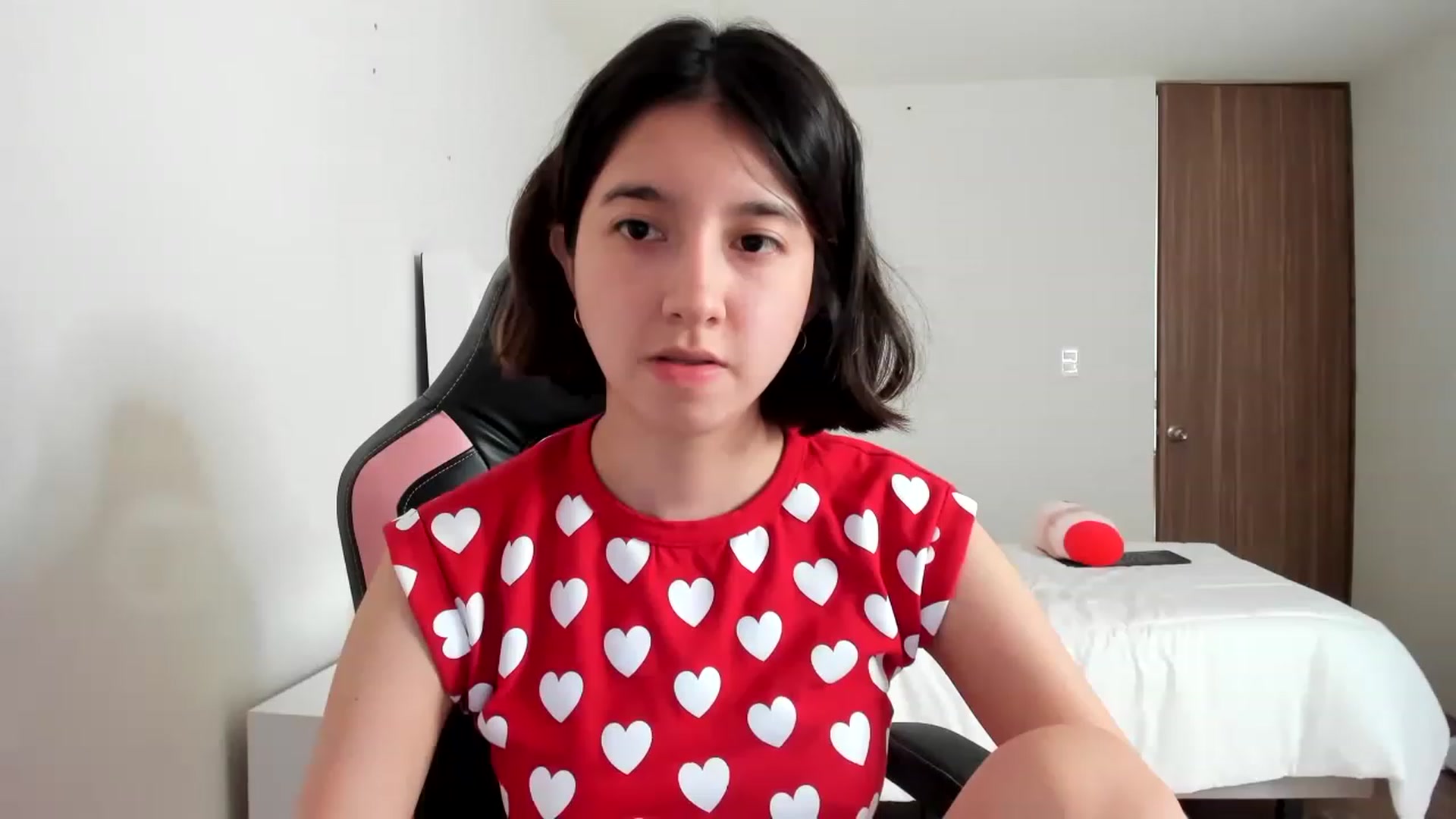 Gallery image thumbnail from Cherrycute666's myfreecams stream on, 02/27/2023, 21:52 image 18 of 20