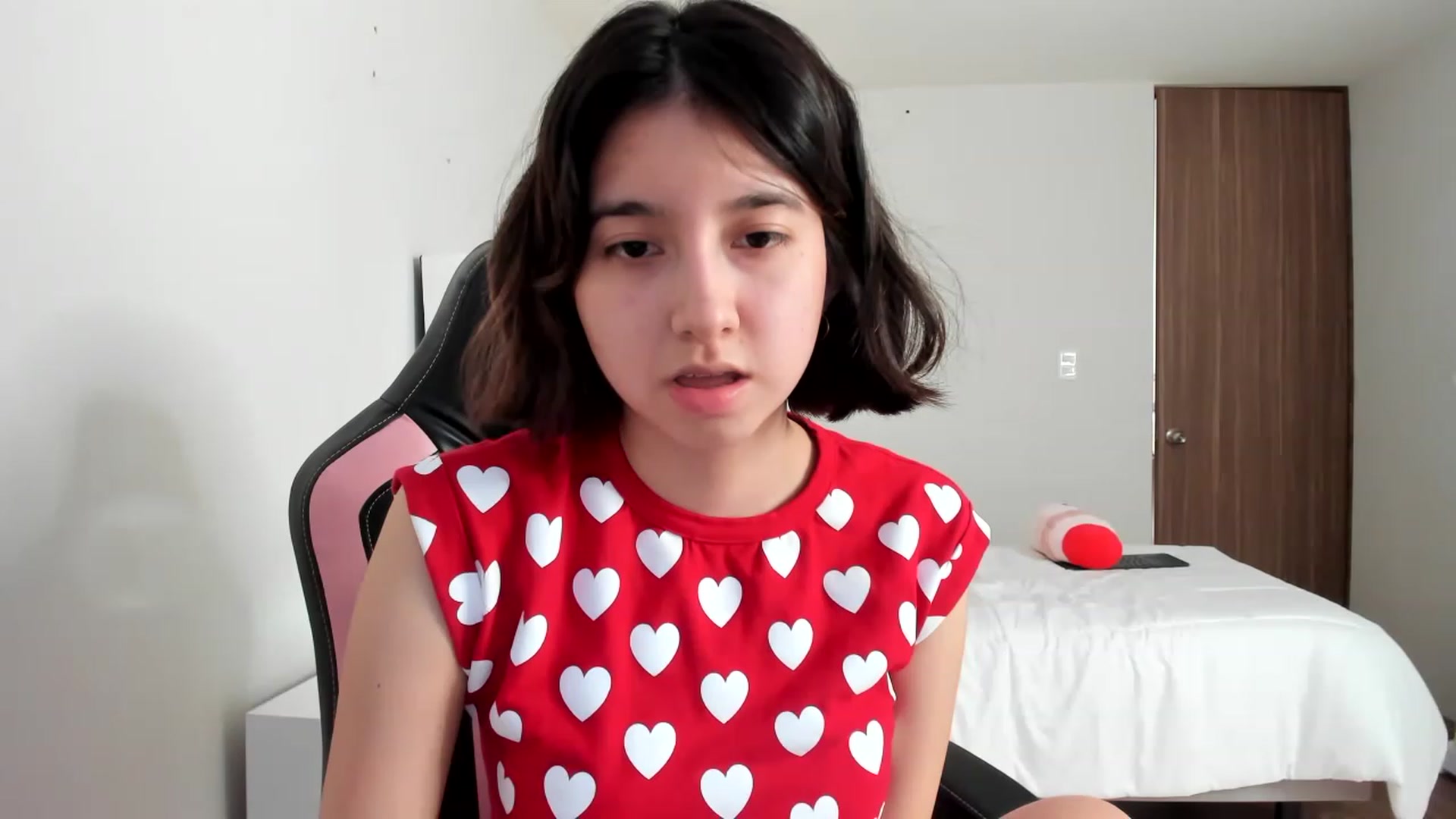Gallery image thumbnail from Cherrycute666's myfreecams stream on, 02/27/2023, 21:52 image 16 of 20