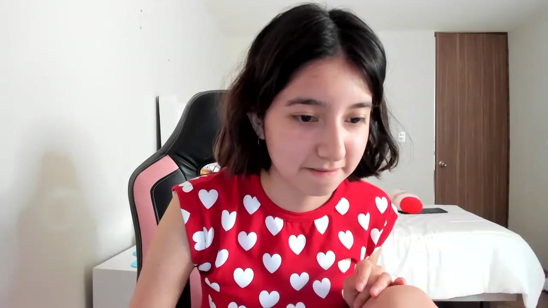 Gallery image thumbnail from Cherrycute666's myfreecams stream on, 02/27/2023, 21:52 image 20 of 20