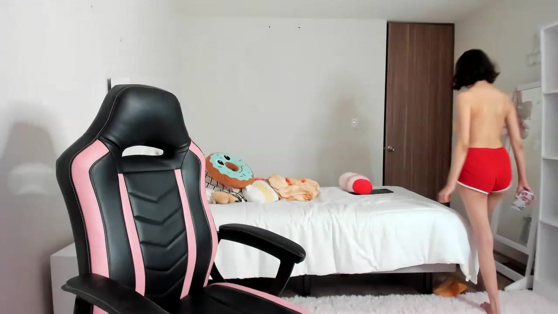 Gallery image thumbnail from Cherrycute666's myfreecams stream on, 02/28/2023, 03:42 image 1 of 20