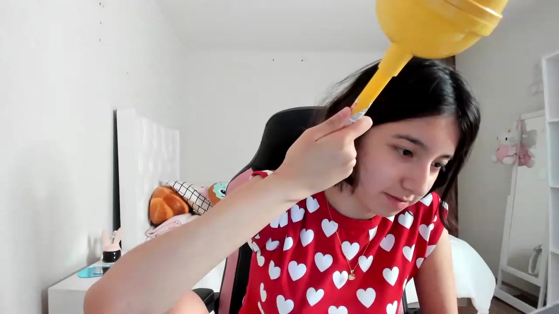 Gallery image thumbnail from Cherrycute666's myfreecams stream on, 02/28/2023, 03:42 image 6 of 20