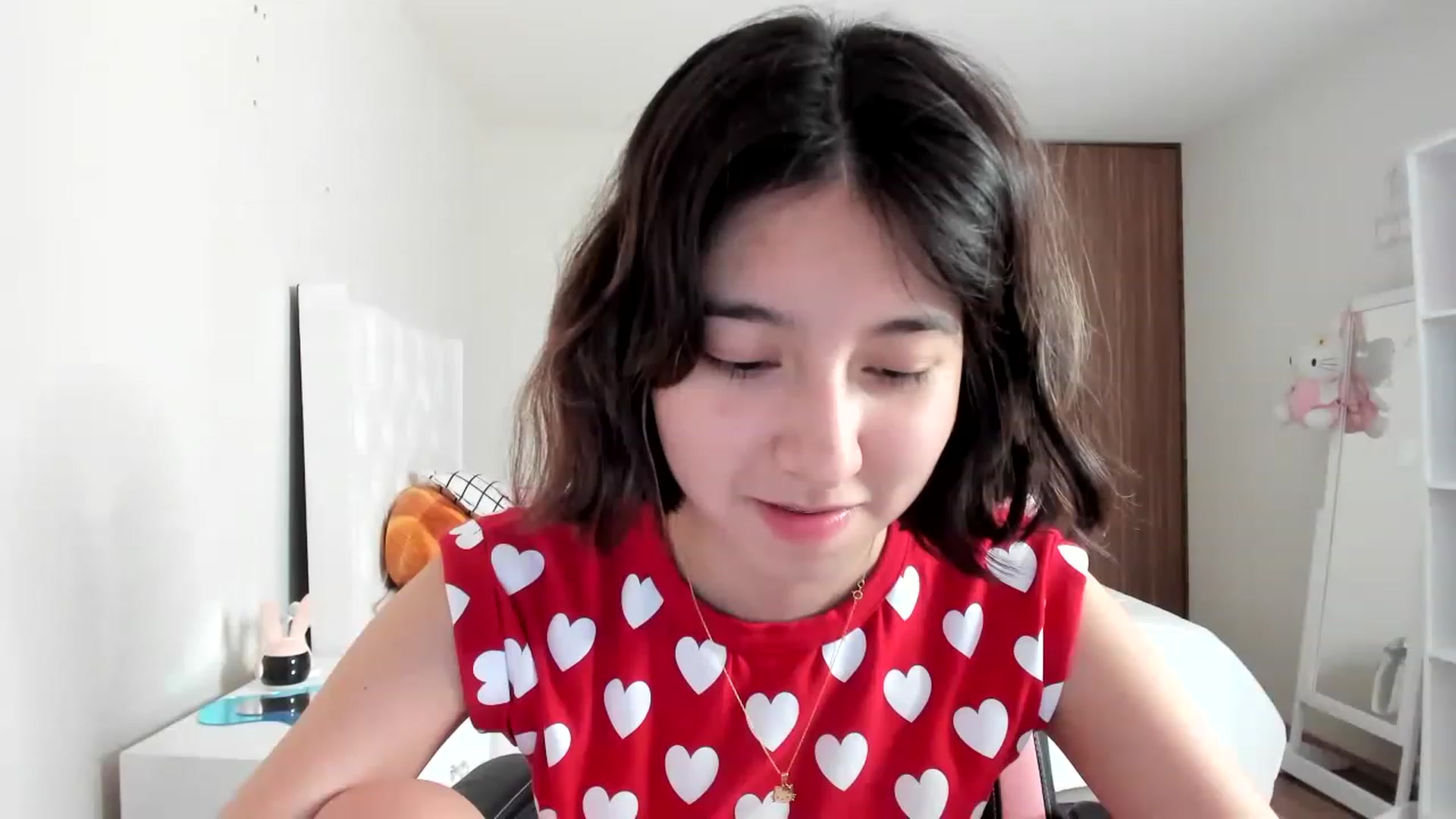 Gallery image thumbnail from Cherrycute666's myfreecams stream on, 02/28/2023, 03:42 image 5 of 20