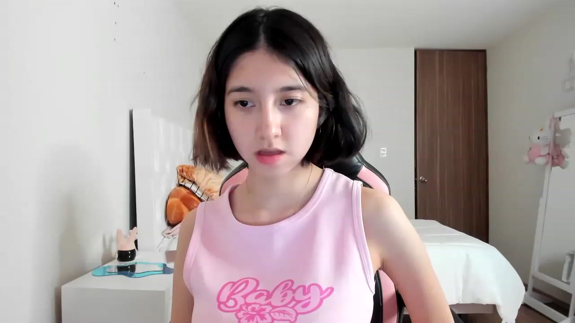 Gallery image thumbnail from Cherrycute666's myfreecams stream on, 02/28/2023, 09:00 image 3 of 20