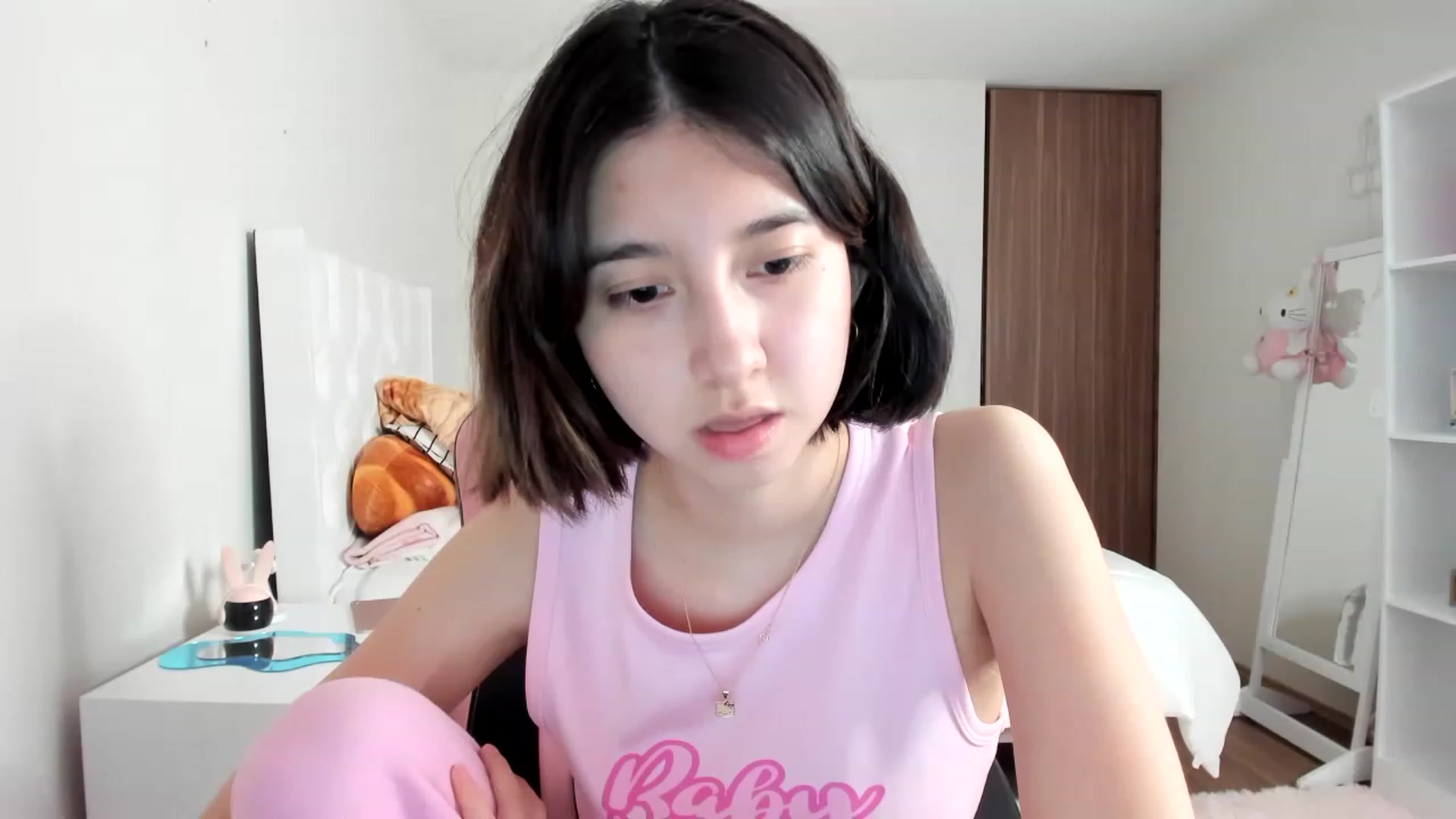 Gallery image thumbnail from Cherrycute666's myfreecams stream on, 02/28/2023, 13:43 image 1 of 20