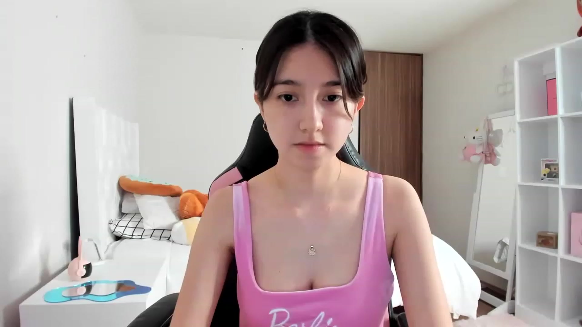 Gallery image thumbnail from Cherrycute666's myfreecams stream on, 03/02/2023, 04:30 image 11 of 20