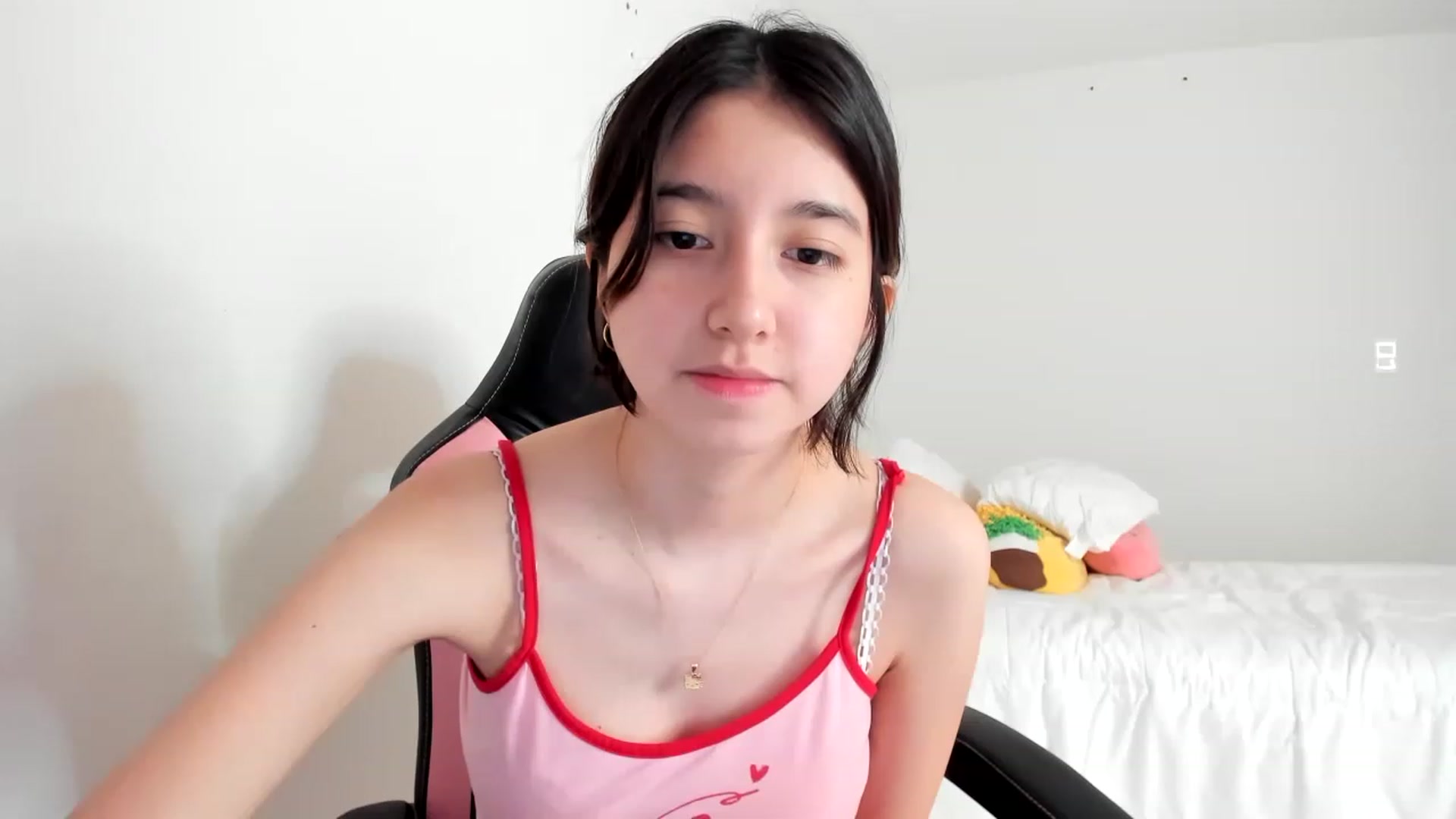 Gallery image thumbnail from Cherrycute666's myfreecams stream on, 03/02/2023, 23:01 image 12 of 20