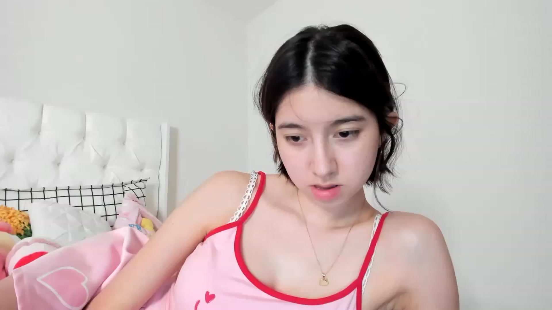 Gallery image thumbnail from Cherrycute666's myfreecams stream on, 03/03/2023, 06:19 image 1 of 20