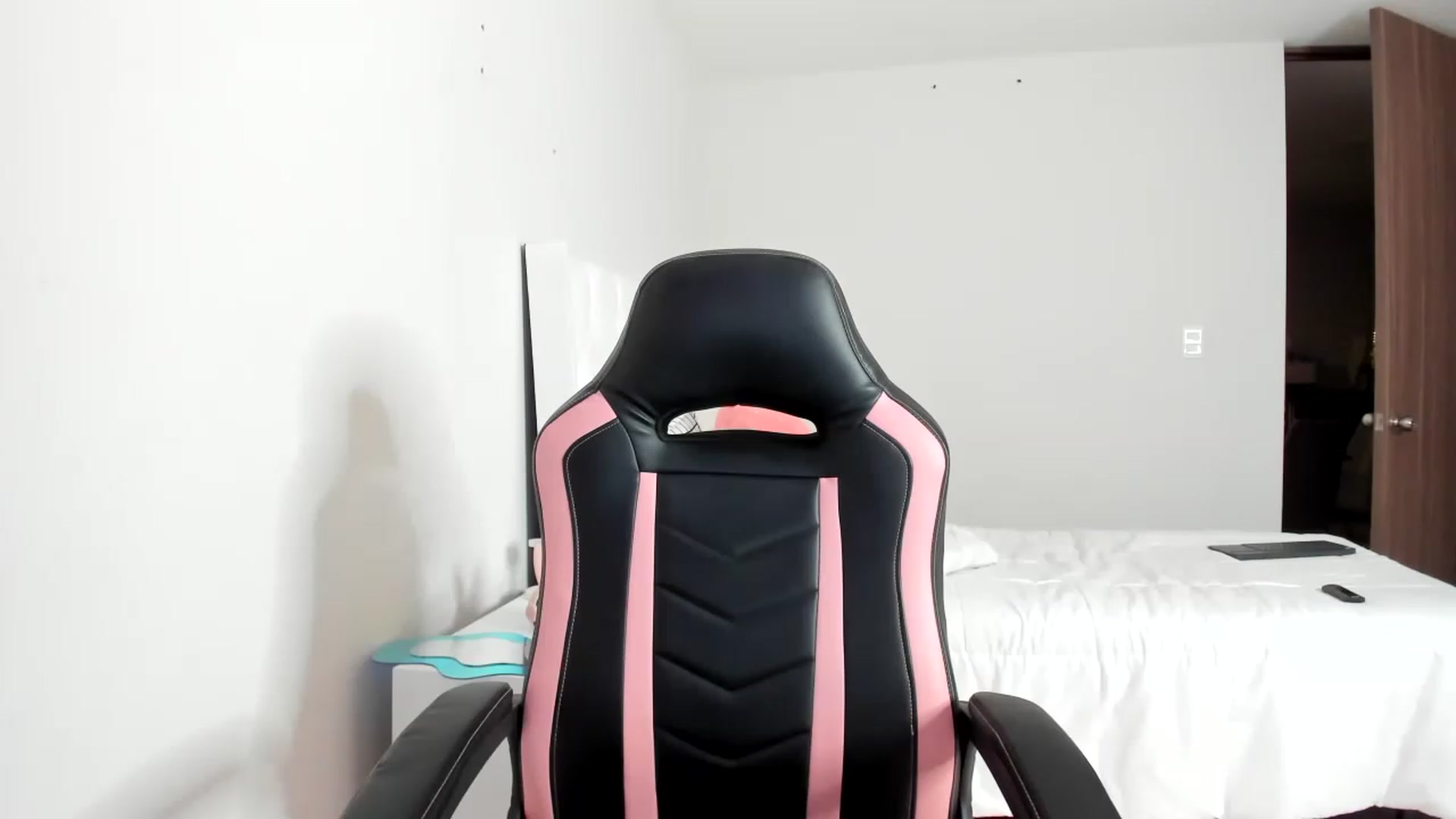 Gallery image thumbnail from Cherrycute666's myfreecams stream on, 03/03/2023, 11:34 image 20 of 20