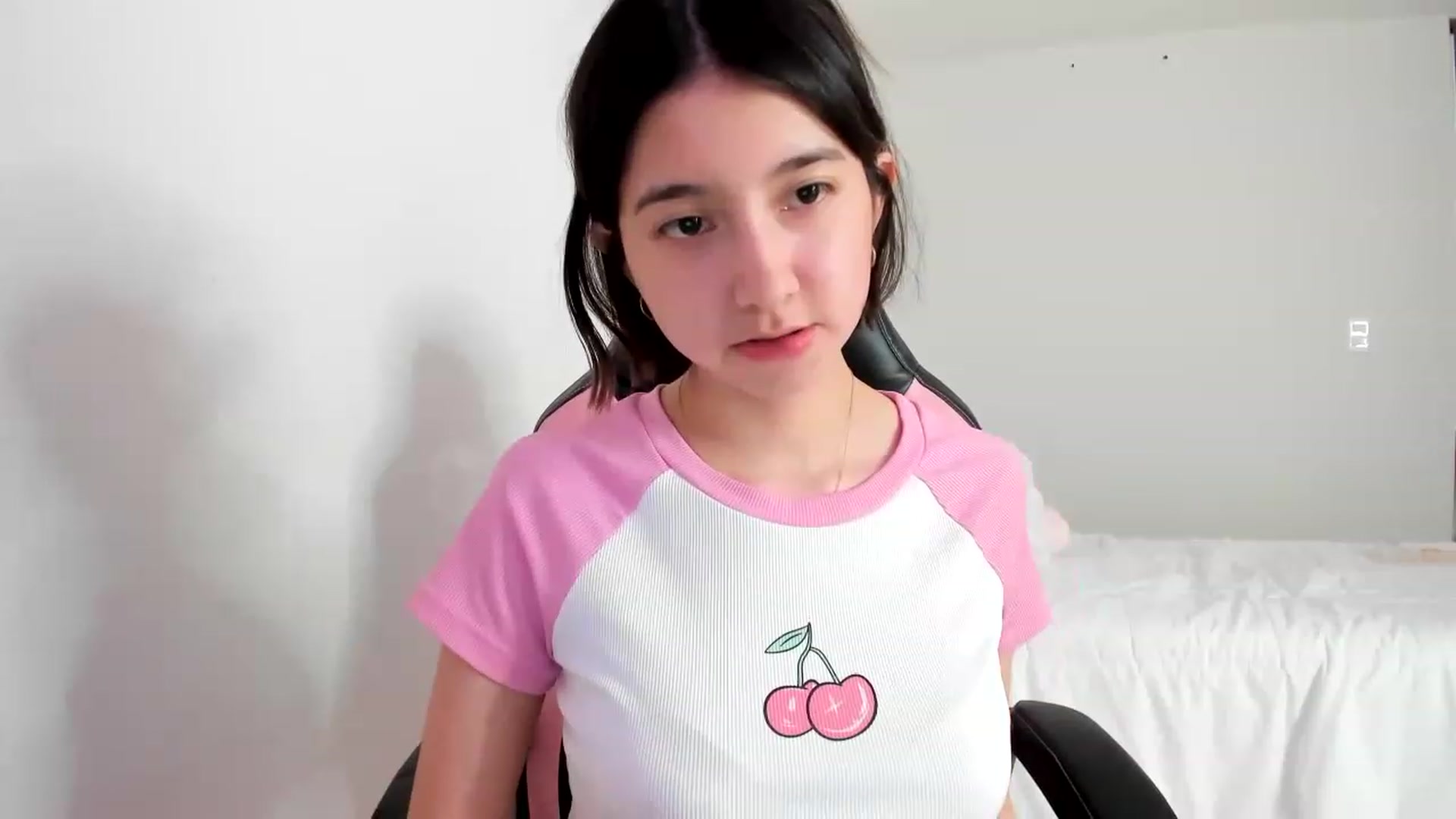 Gallery image thumbnail from Cherrycute666's myfreecams stream on, 03/03/2023, 21:05 image 7 of 20