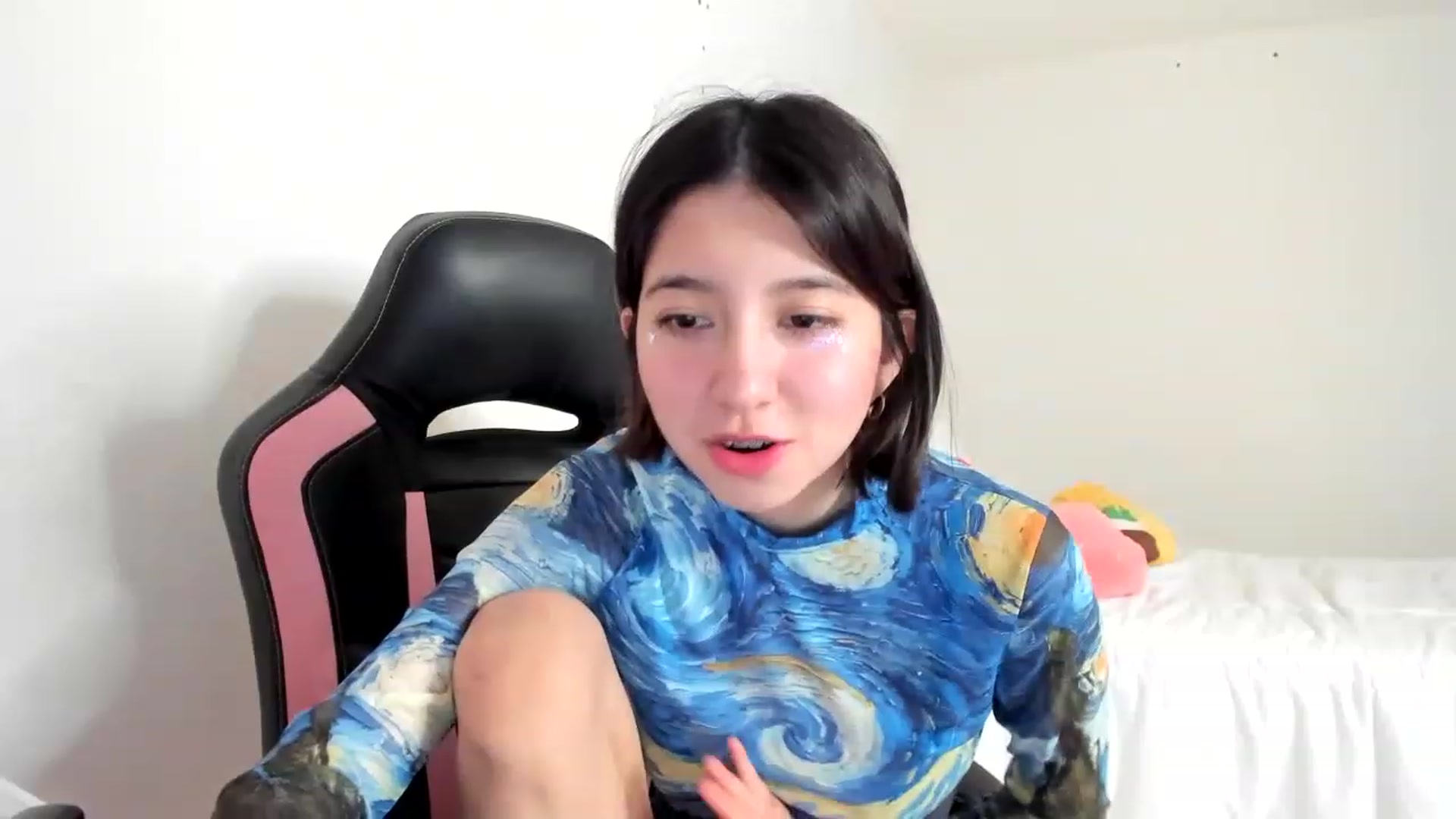 Gallery image thumbnail from Cherrycute666's myfreecams stream on, 03/05/2023, 05:26 image 4 of 20