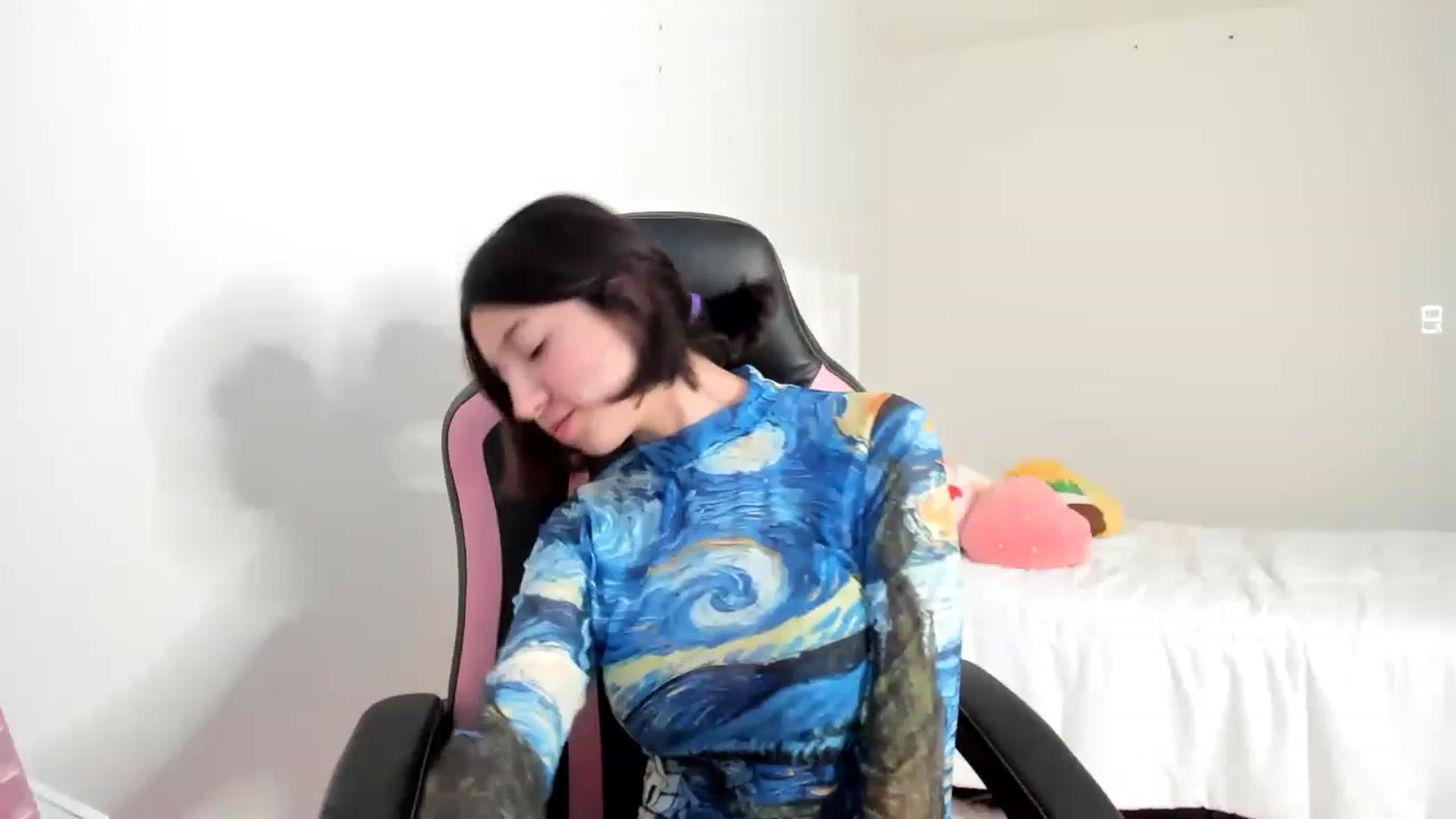 Gallery image thumbnail from Cherrycute666's myfreecams stream on, 03/05/2023, 06:36 image 20 of 20