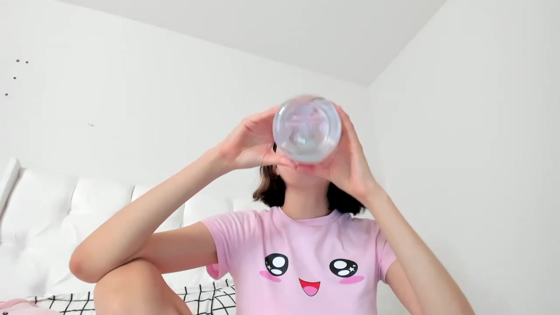 Gallery image thumbnail from Cherrycute666's myfreecams stream on, 03/05/2023, 20:17 image 17 of 20