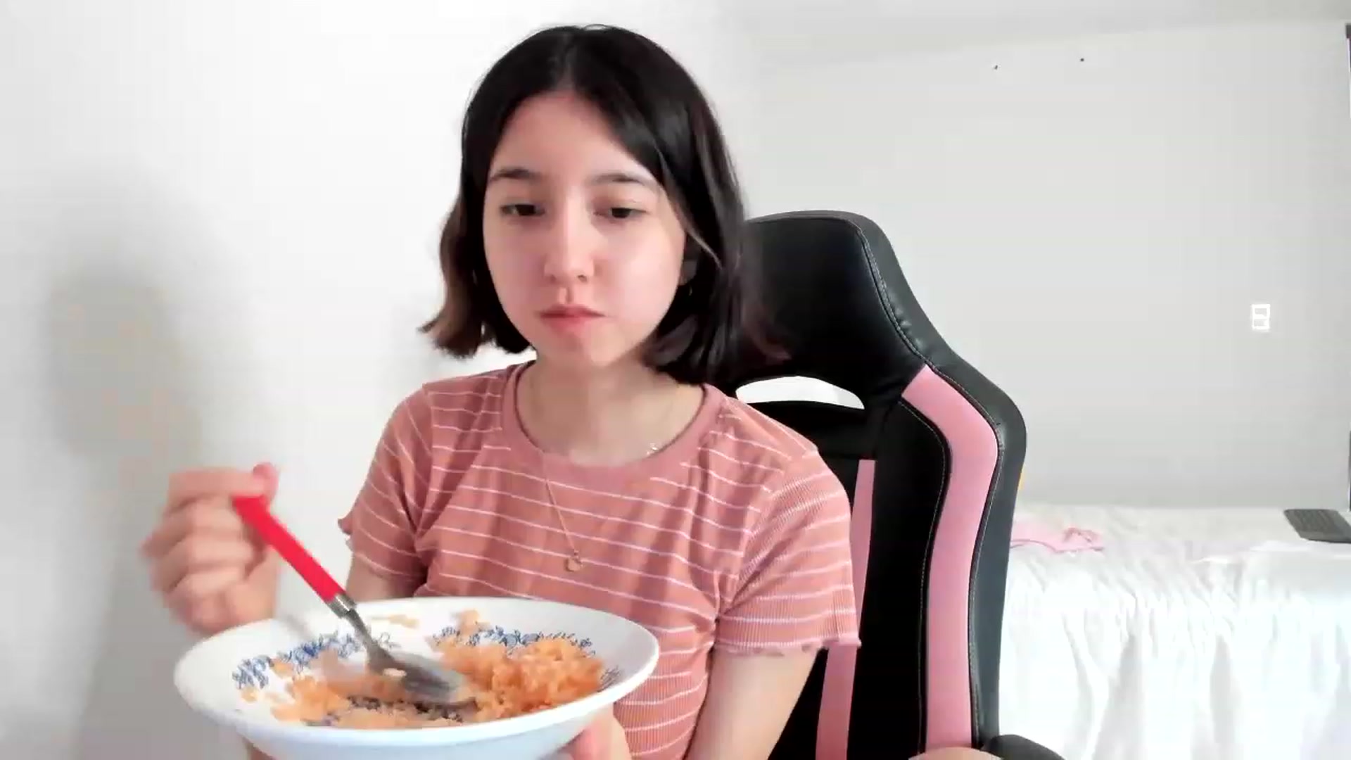 Gallery image thumbnail from Cherrycute666's myfreecams stream on, 03/05/2023, 22:42 image 1 of 20