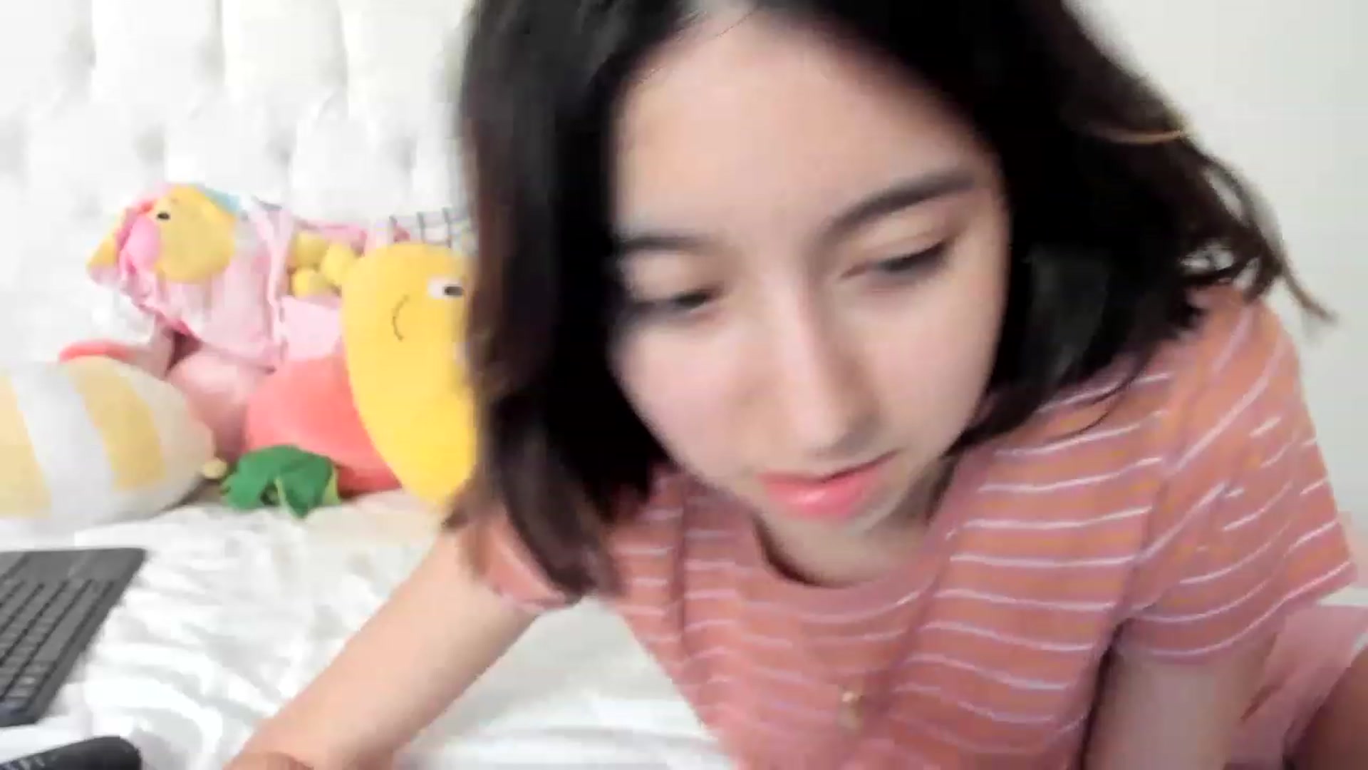 Gallery image thumbnail from Cherrycute666's myfreecams stream on, 03/06/2023, 02:31 image 5 of 20