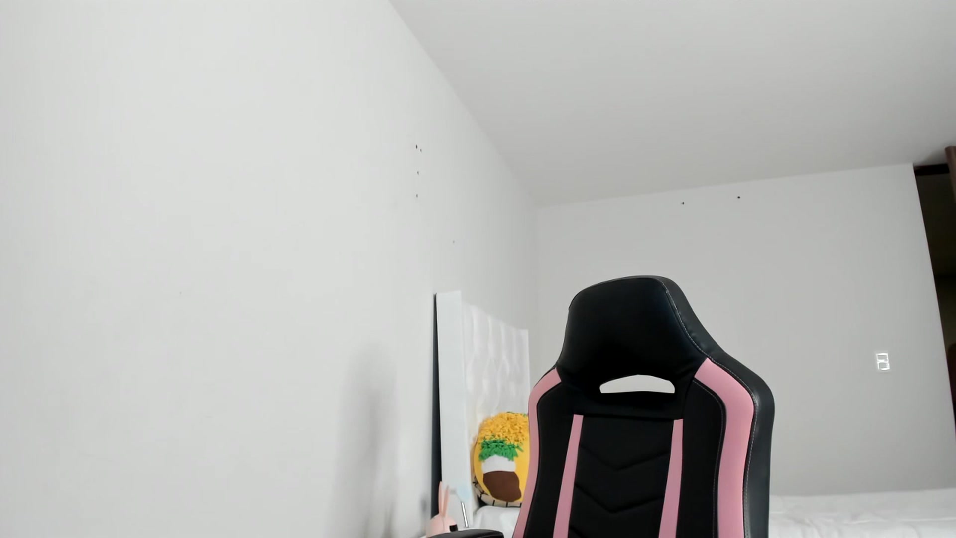 Gallery image thumbnail from Cherrycute666's myfreecams stream on, 03/07/2023, 07:04 image 11 of 20