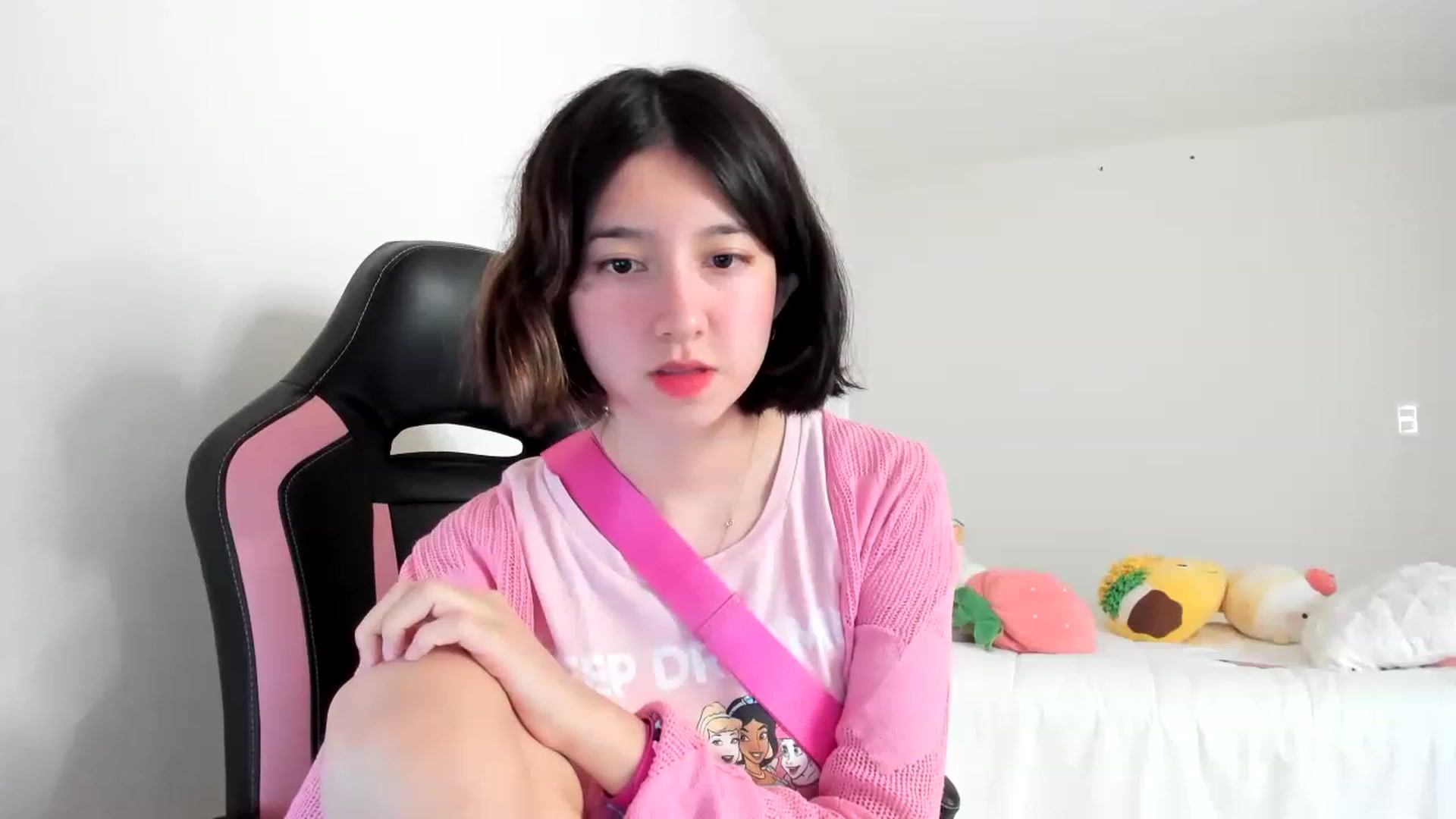 Gallery image thumbnail from Cherrycute666's myfreecams stream on, 03/07/2023, 19:04 image 20 of 20