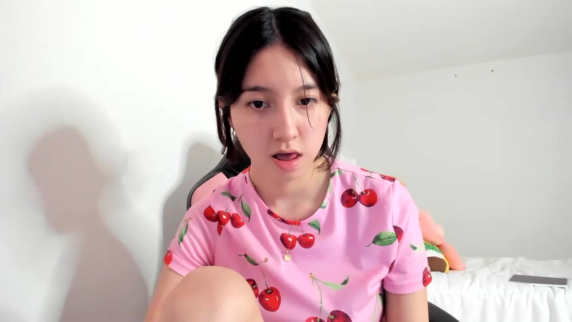 Gallery image thumbnail from Cherrycute666's myfreecams stream on, 03/09/2023, 08:50 image 6 of 20
