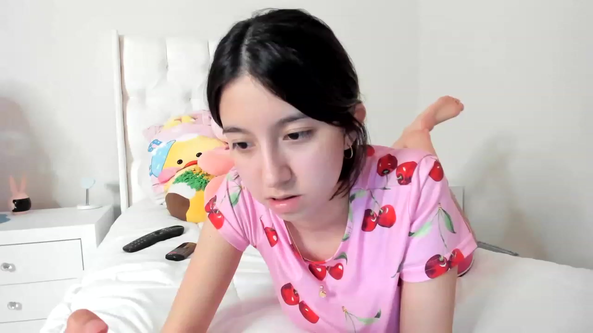 Gallery image thumbnail from Cherrycute666's myfreecams stream on, 03/09/2023, 09:29 image 13 of 20