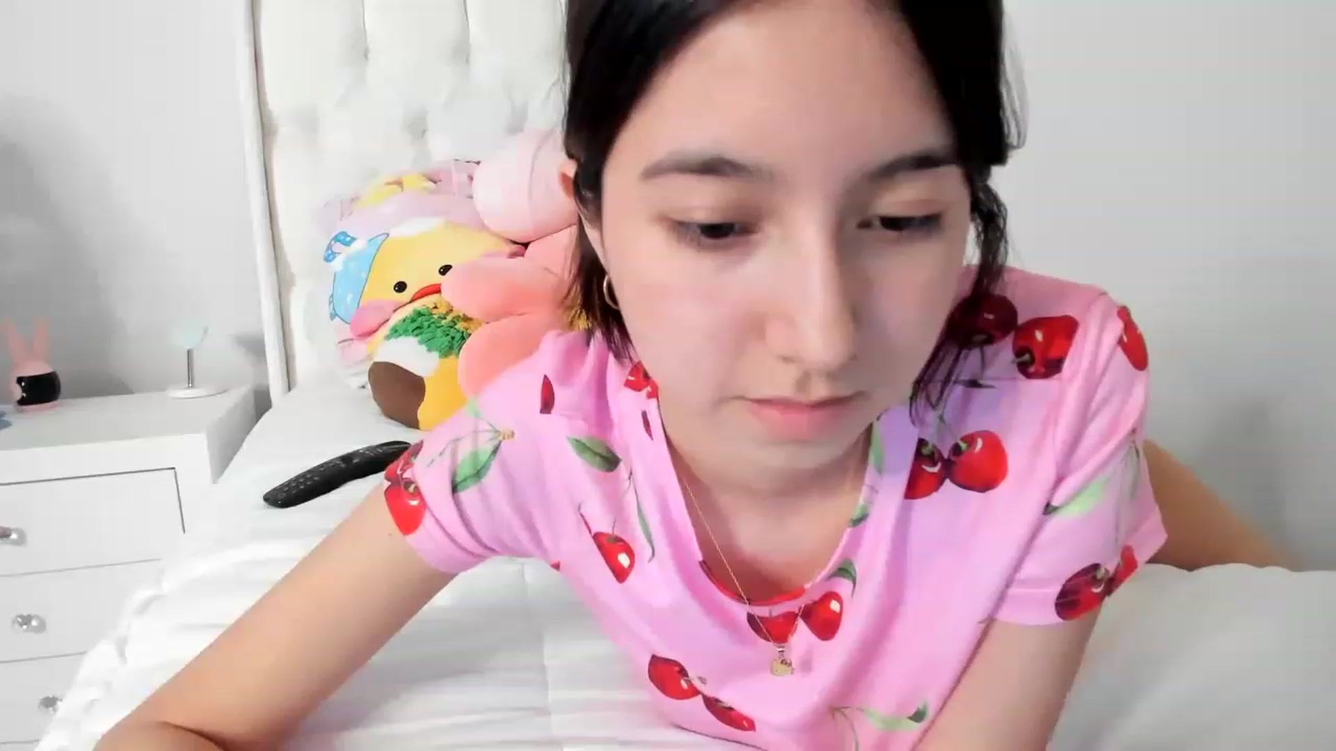 Gallery image thumbnail from Cherrycute666's myfreecams stream on, 03/09/2023, 09:29 image 2 of 20