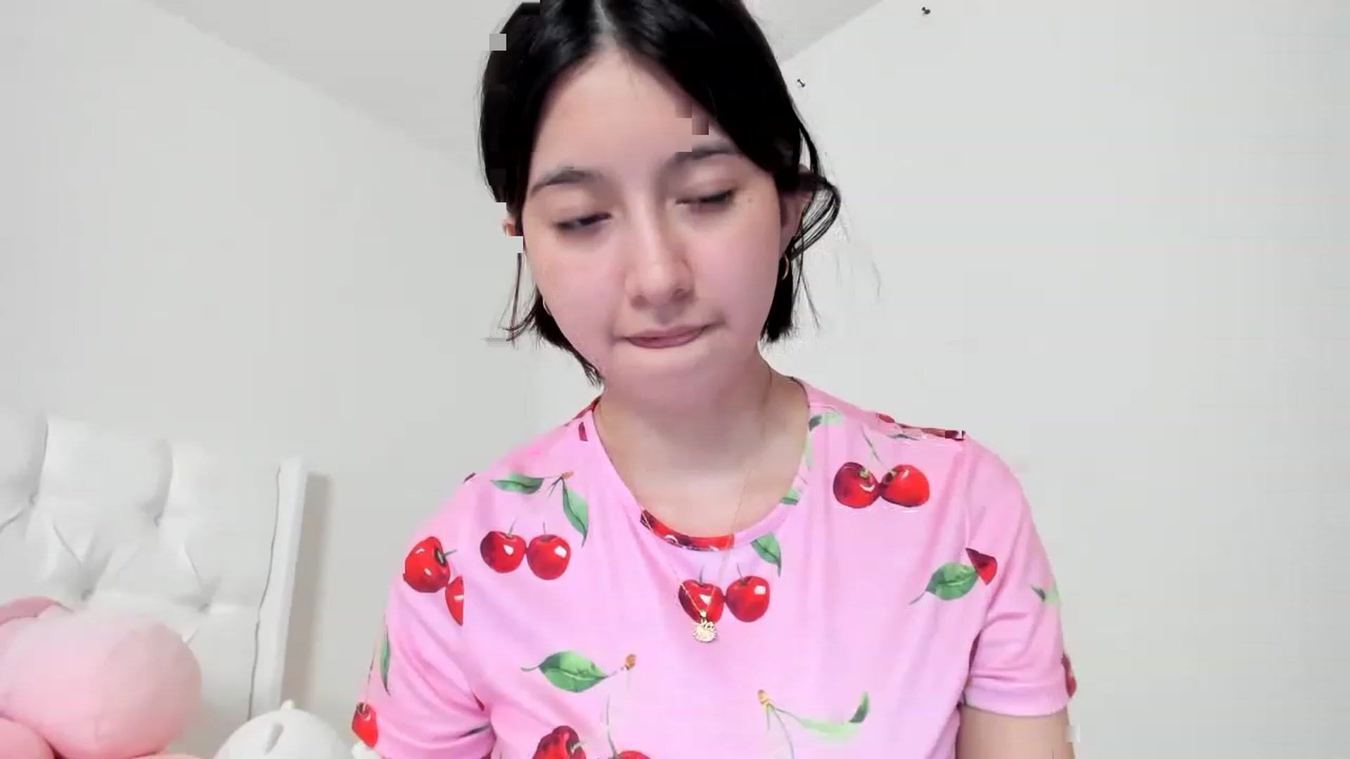 Gallery image thumbnail from Cherrycute666's myfreecams stream on, 03/09/2023, 10:07 image 13 of 20