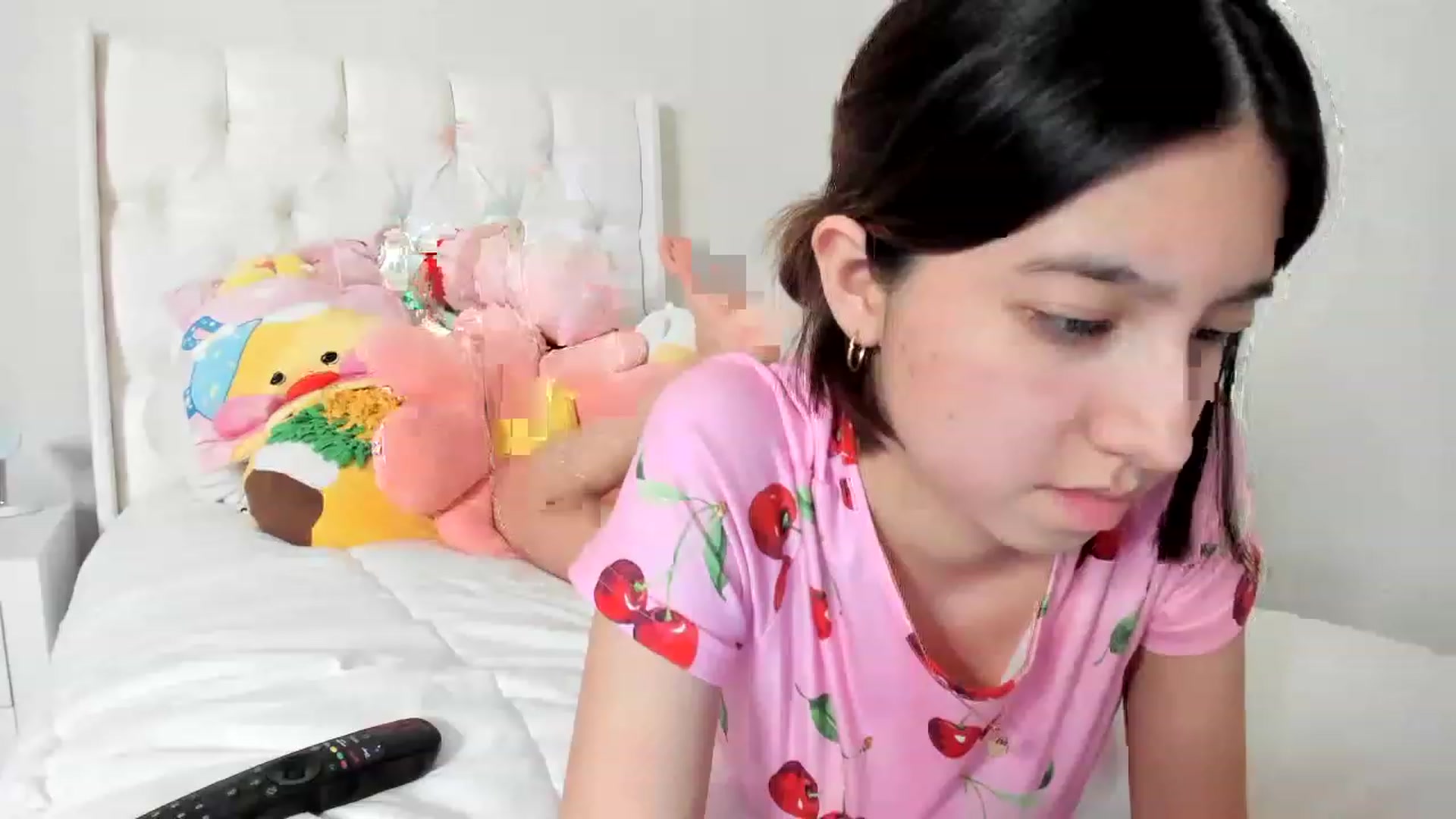 Gallery image thumbnail from Cherrycute666's myfreecams stream on, 03/09/2023, 10:07 image 10 of 20