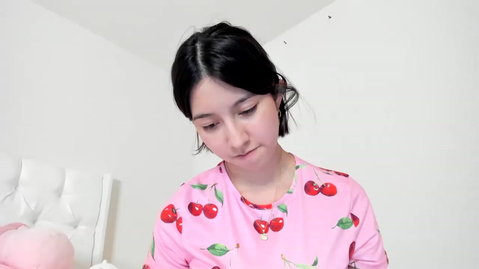 Gallery image thumbnail from Cherrycute666's myfreecams stream on, 03/09/2023, 10:07 image 14 of 20