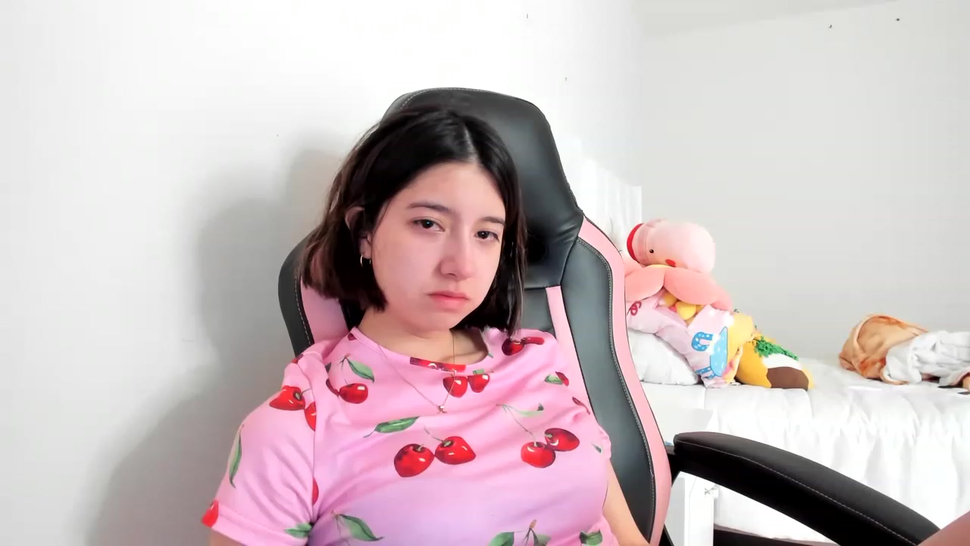 Gallery image thumbnail from Cherrycute666's myfreecams stream on, 03/09/2023, 17:27 image 19 of 20