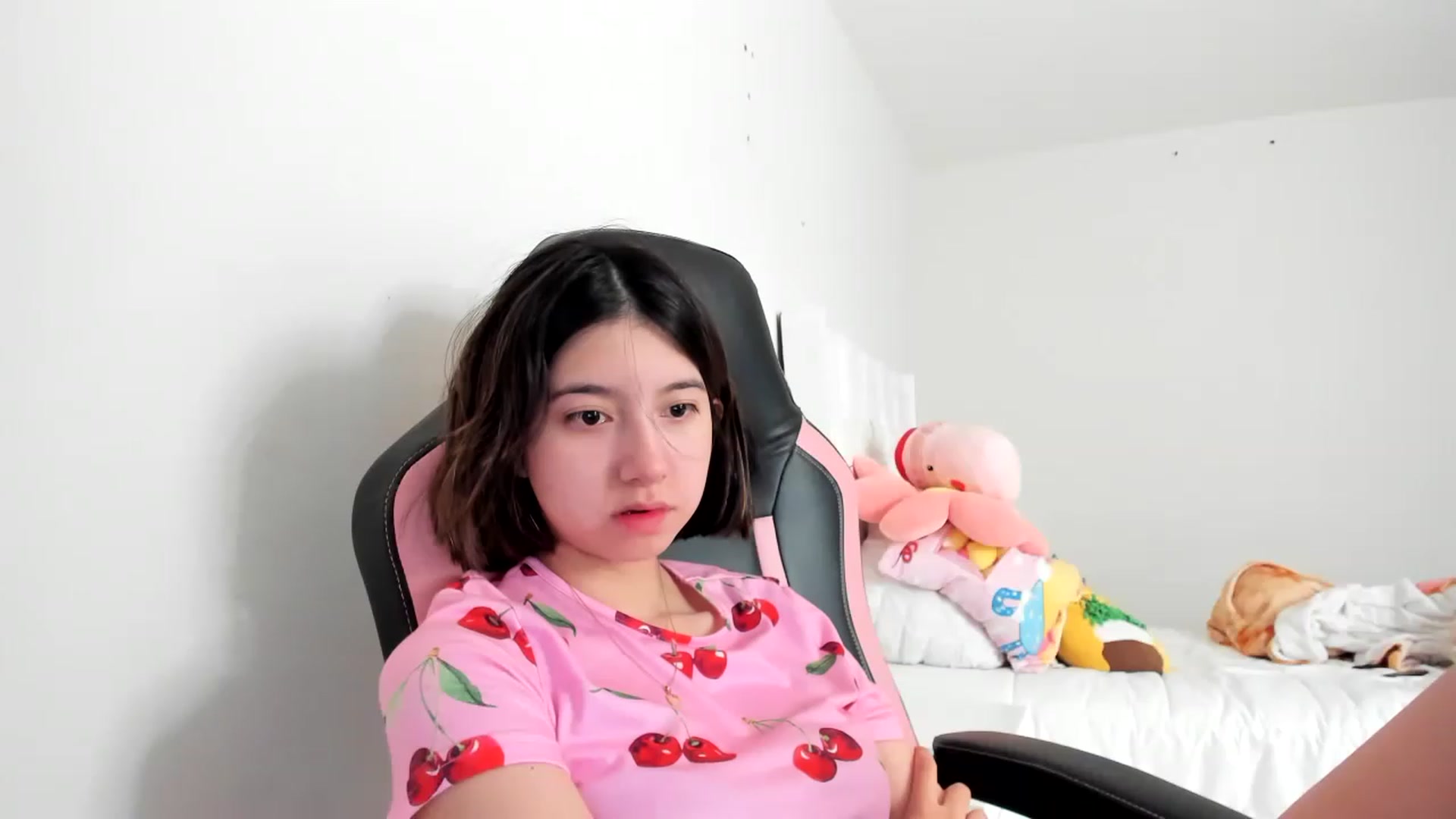 Gallery image thumbnail from Cherrycute666's myfreecams stream on, 03/09/2023, 17:27 image 9 of 20