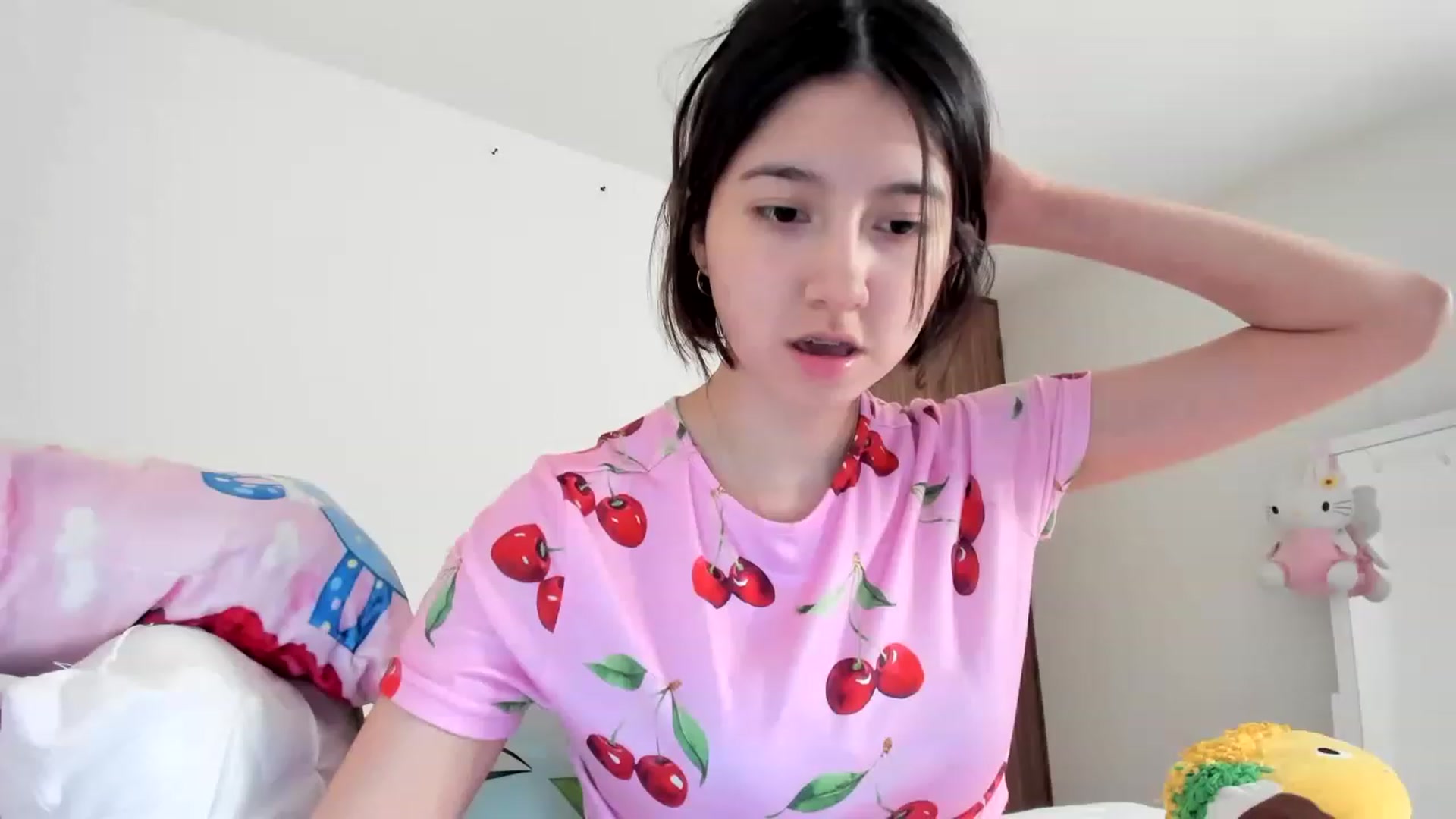 Gallery image thumbnail from Cherrycute666's myfreecams stream on, 03/10/2023, 07:57 image 1 of 20