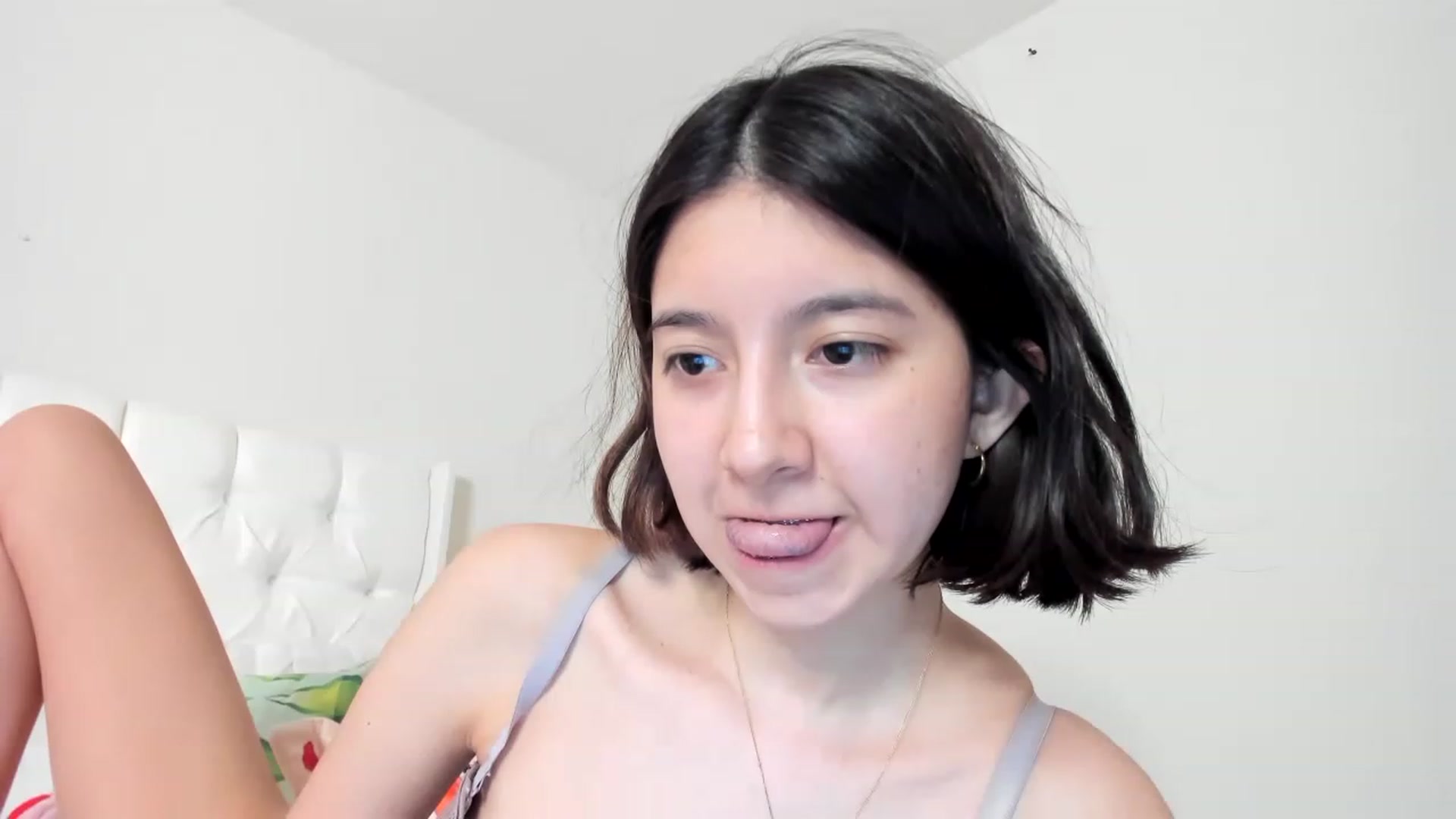 Gallery image thumbnail from Cherrycute666's myfreecams stream on, 03/10/2023, 08:10 image 5 of 20