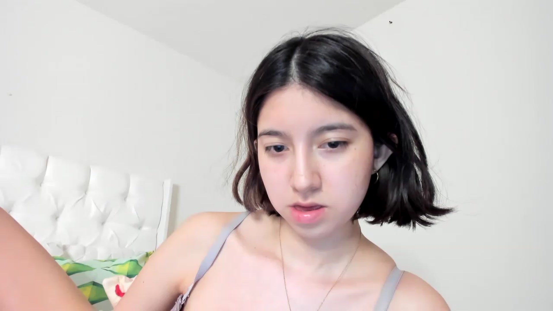 Gallery image thumbnail from Cherrycute666's myfreecams stream on, 03/10/2023, 08:10 image 6 of 20