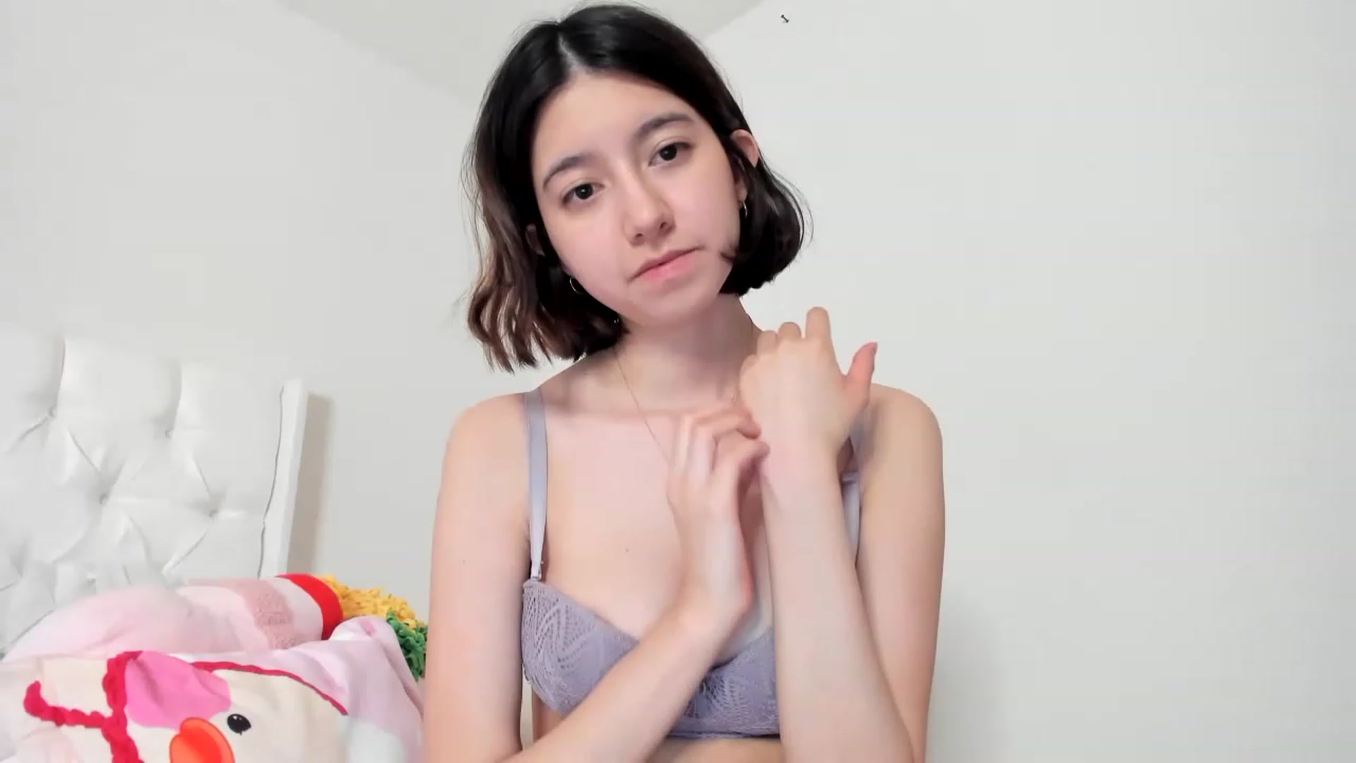 Gallery image thumbnail from Cherrycute666's myfreecams stream on, 03/10/2023, 10:06 image 8 of 20