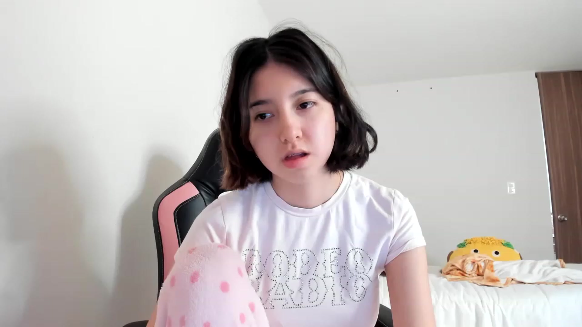 Gallery image thumbnail from Cherrycute666's myfreecams stream on, 03/10/2023, 22:34 image 1 of 20