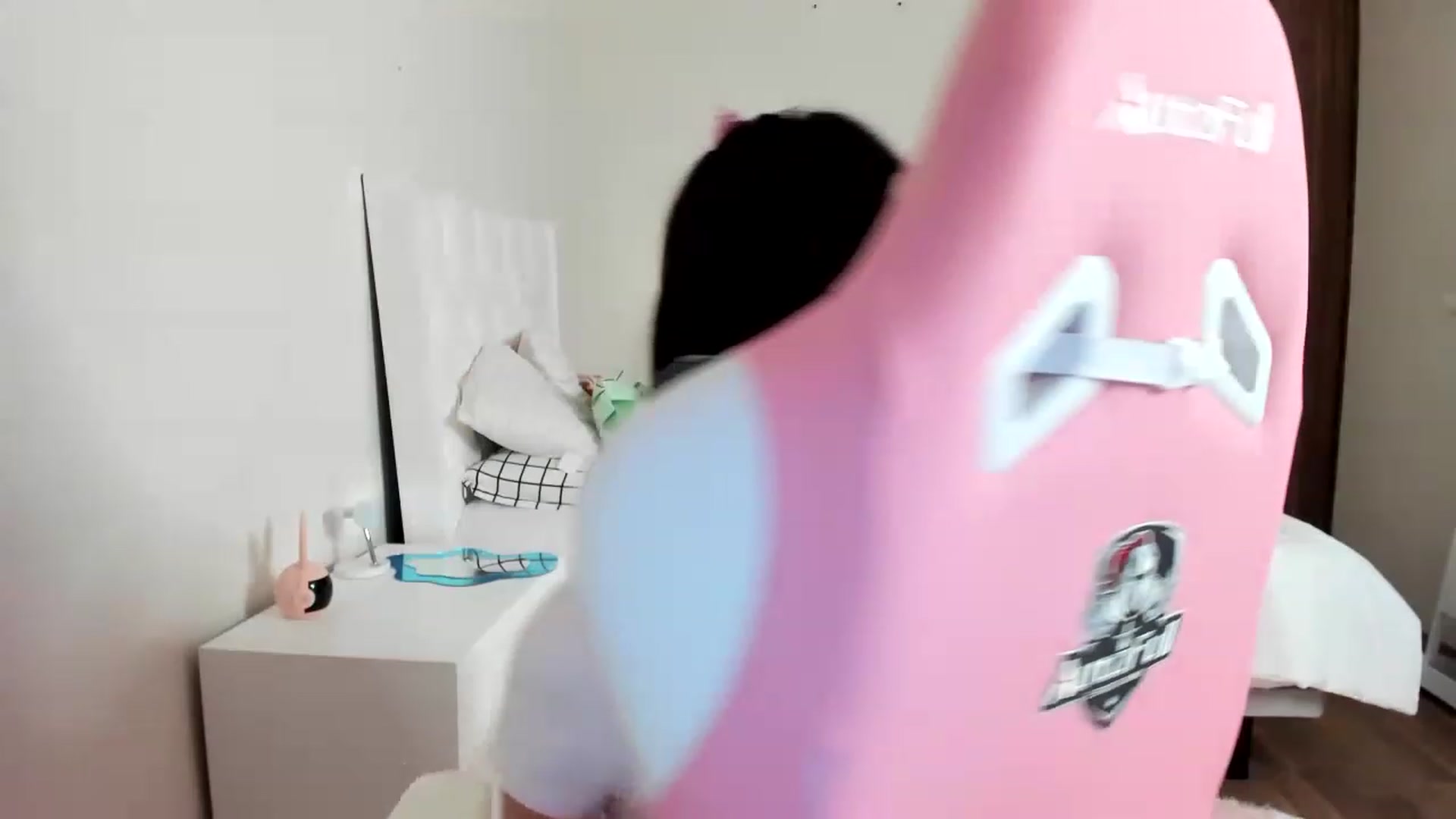 Gallery image thumbnail from Cherrycute666's myfreecams stream on, 03/11/2023, 09:46 image 9 of 20