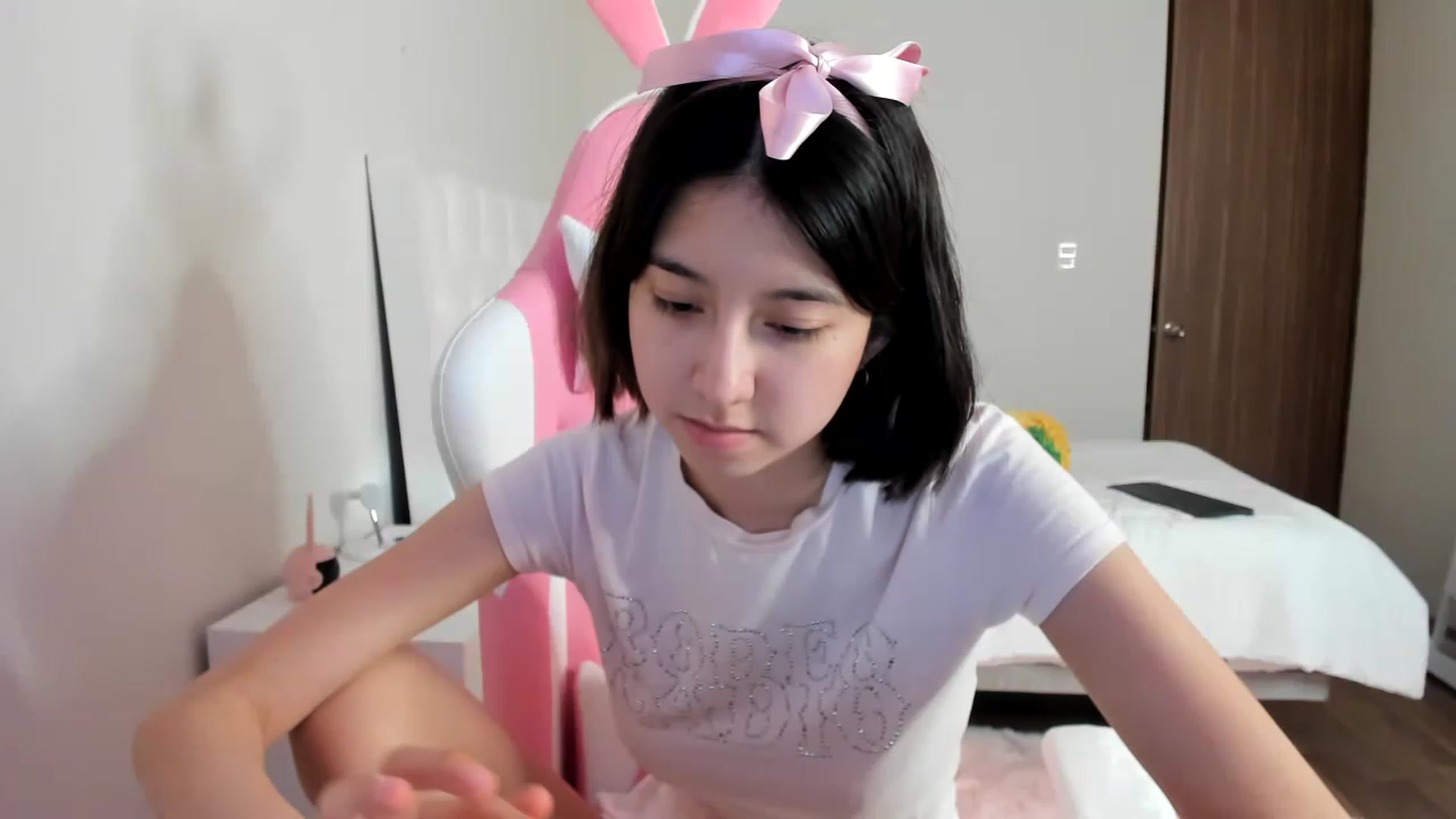 Gallery image thumbnail from Cherrycute666's myfreecams stream on, 03/11/2023, 09:46 image 14 of 20