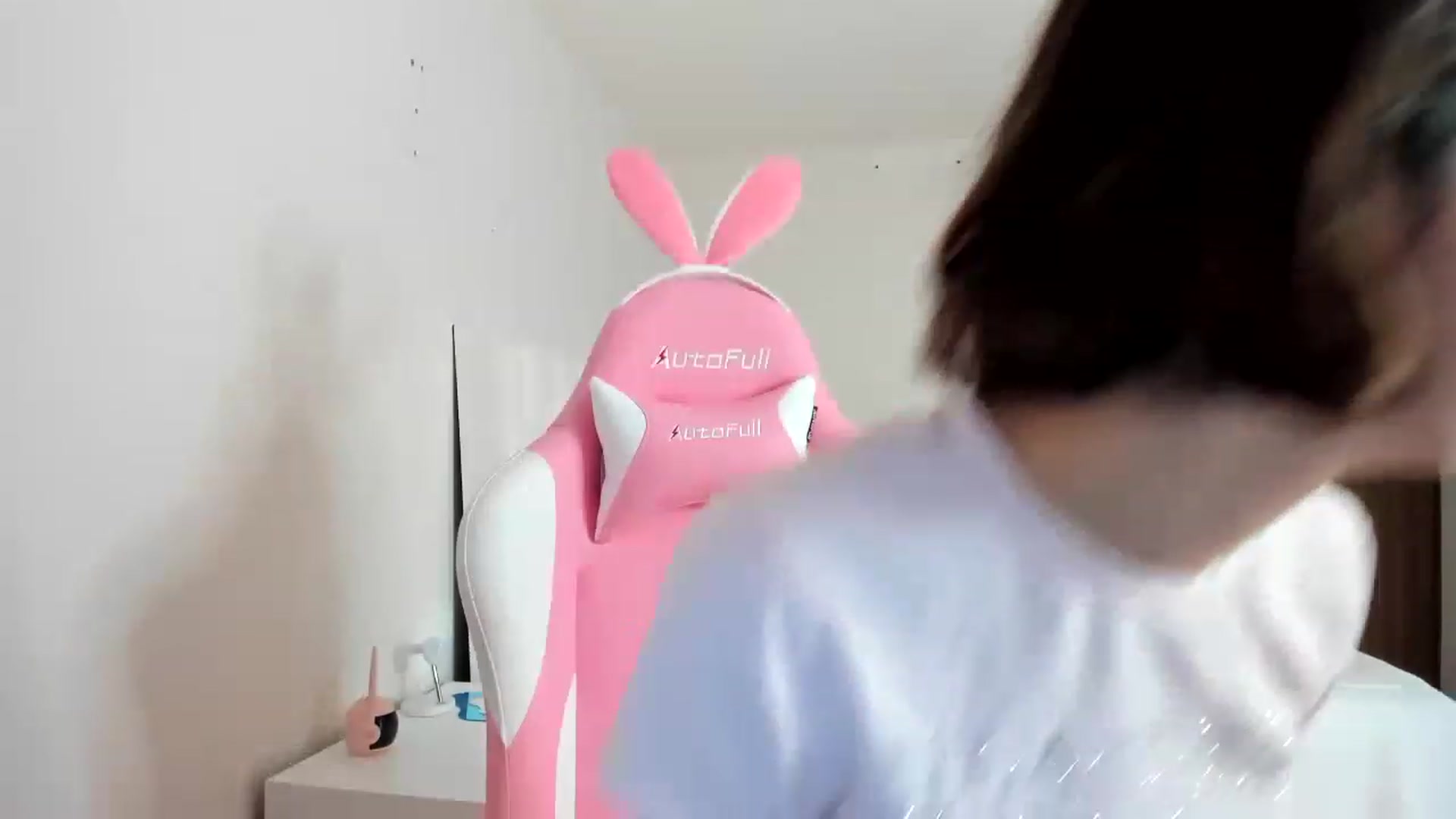 Gallery image thumbnail from Cherrycute666's myfreecams stream on, 03/11/2023, 18:59 image 2 of 20