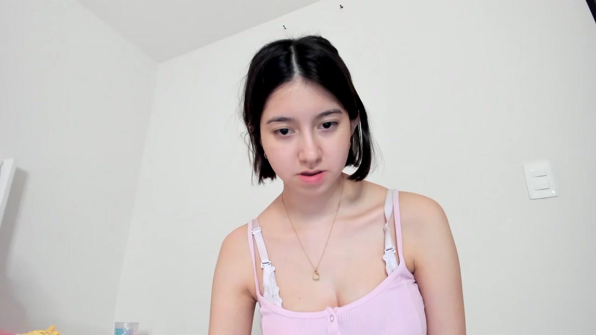 Gallery image thumbnail from Cherrycute666's myfreecams stream on, 03/12/2023, 02:02 image 4 of 20