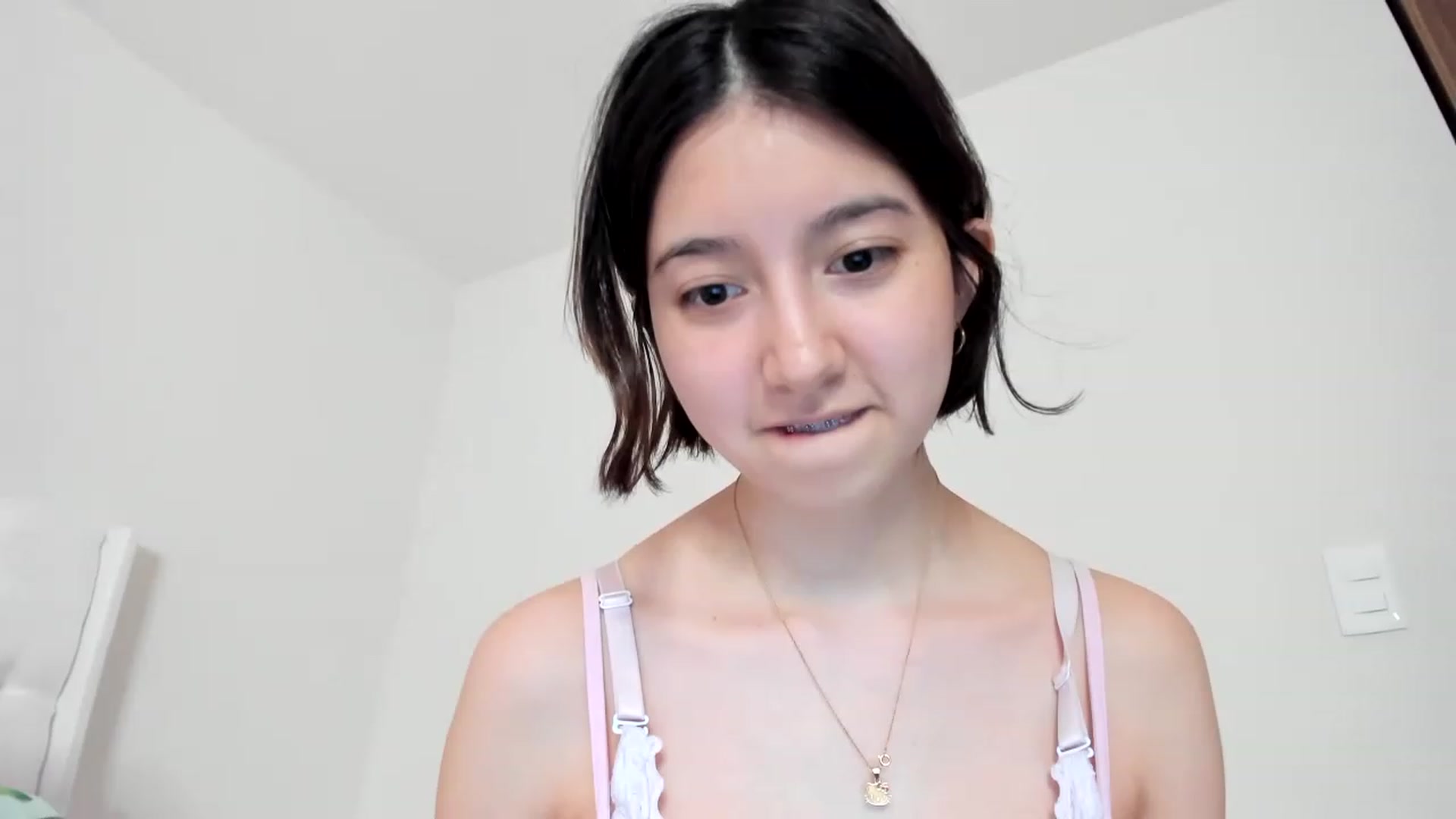 Gallery image thumbnail from Cherrycute666's myfreecams stream on, 03/12/2023, 04:28 image 17 of 20