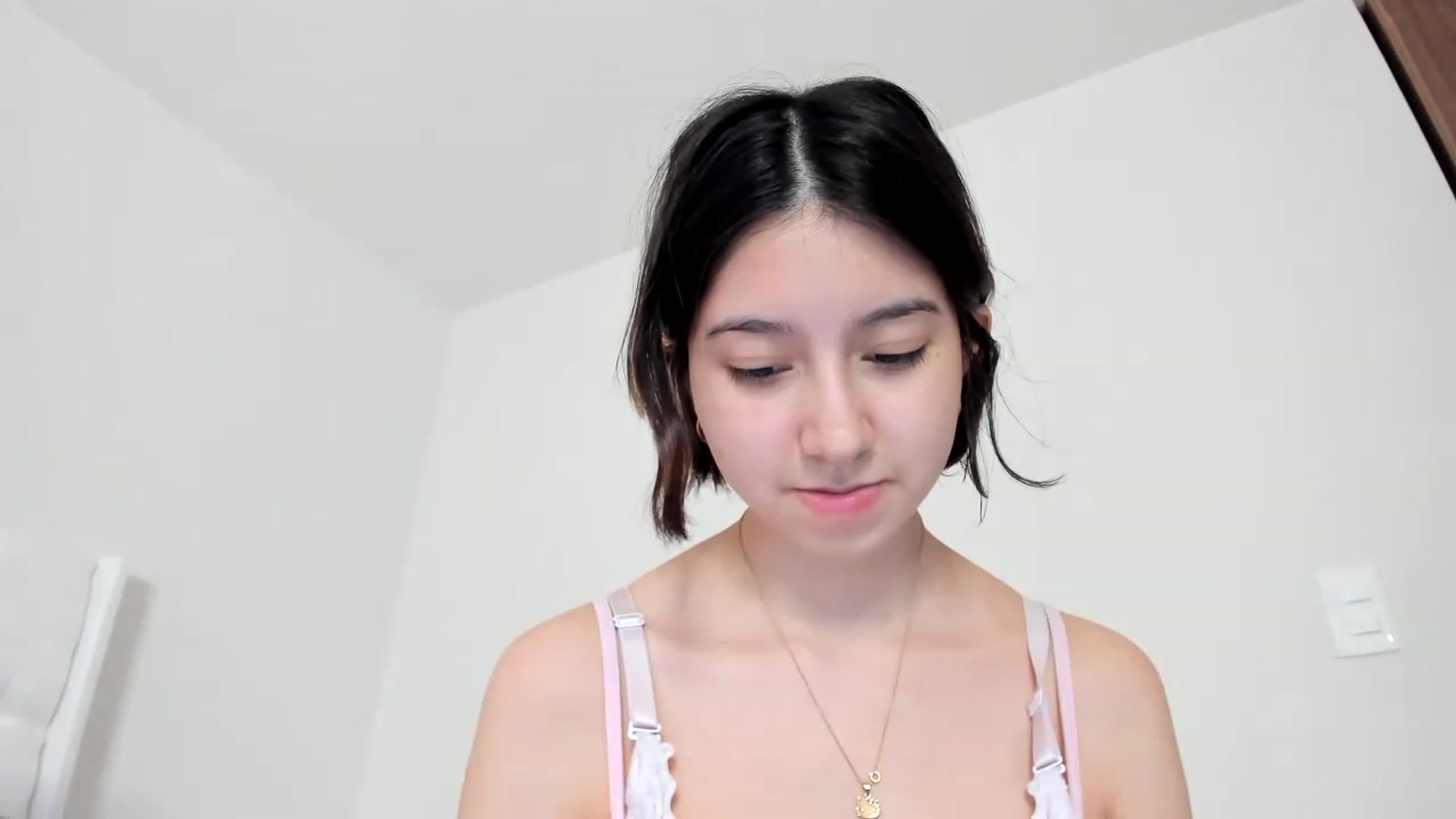 Gallery image thumbnail from Cherrycute666's myfreecams stream on, 03/12/2023, 04:28 image 15 of 20