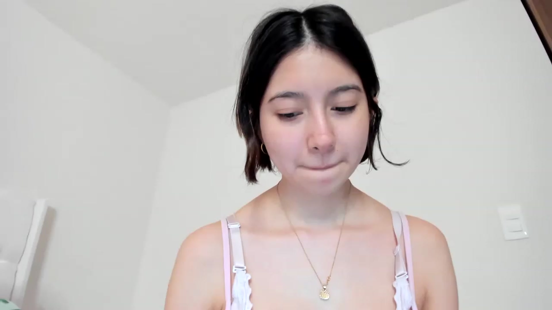 Gallery image thumbnail from Cherrycute666's myfreecams stream on, 03/12/2023, 04:28 image 11 of 20