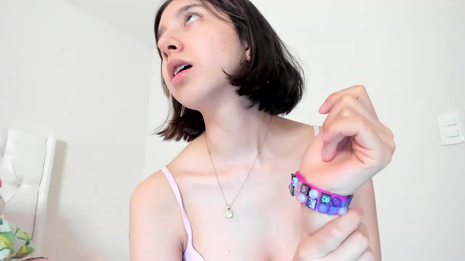 Gallery image thumbnail from Cherrycute666's myfreecams stream on, 03/12/2023, 06:29 image 10 of 20