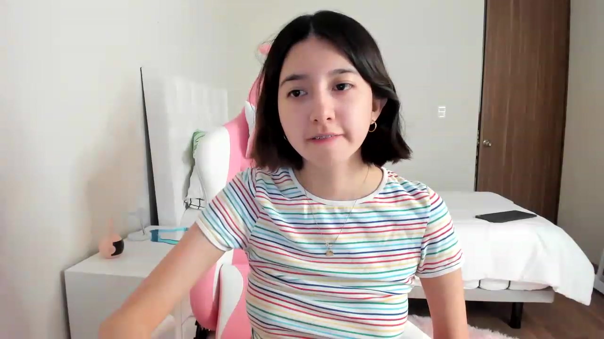 Gallery image thumbnail from Cherrycute666's myfreecams stream on, 03/12/2023, 15:58 image 18 of 20